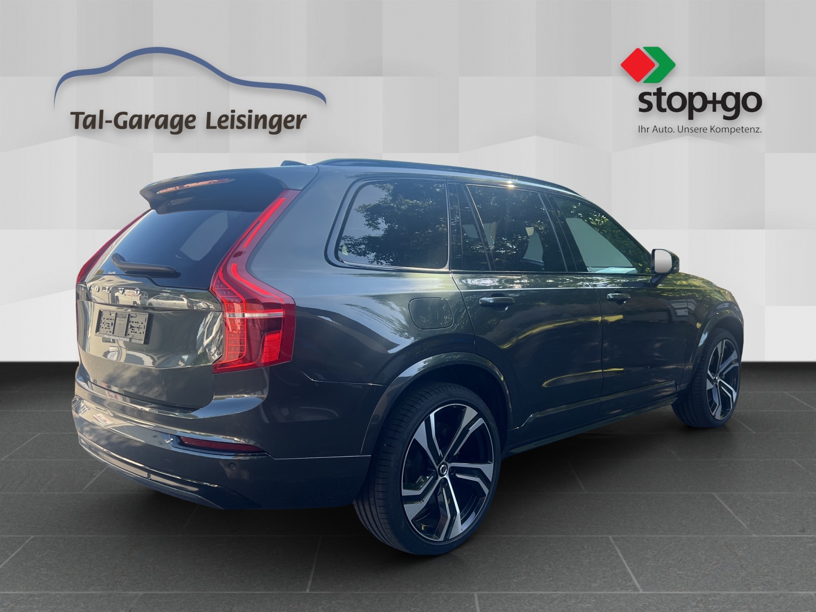 VOLVO XC90 T8 eAWD PluginHybrid R-Design Geartronic-image-3