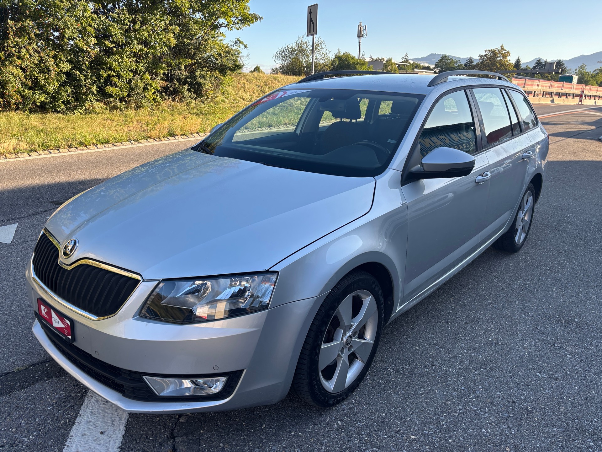 SKODA Octavia Combi 2.0 TDI Ambition 4x4-image-2