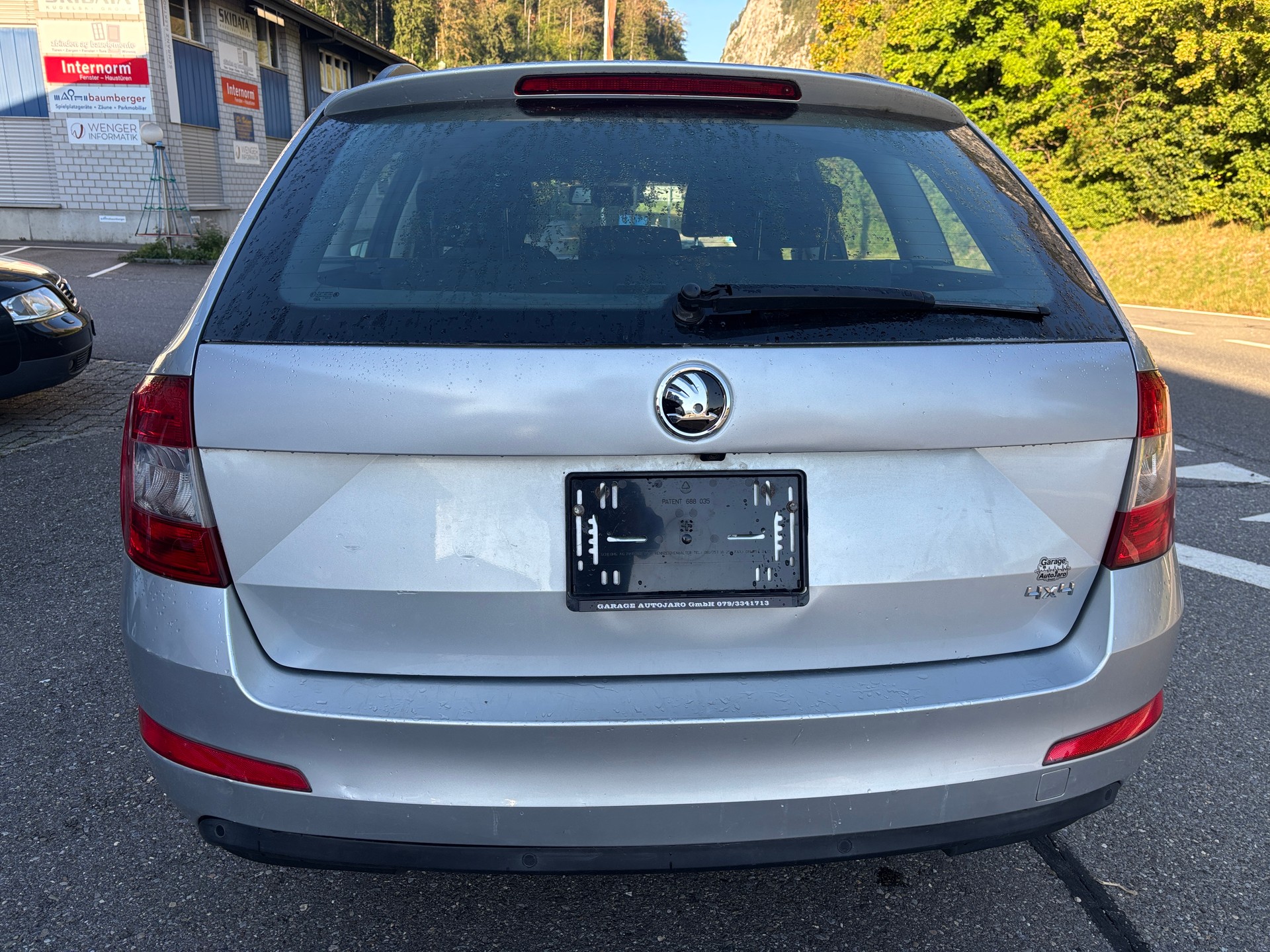 SKODA Octavia Combi 2.0 TDI Ambition 4x4-image-7