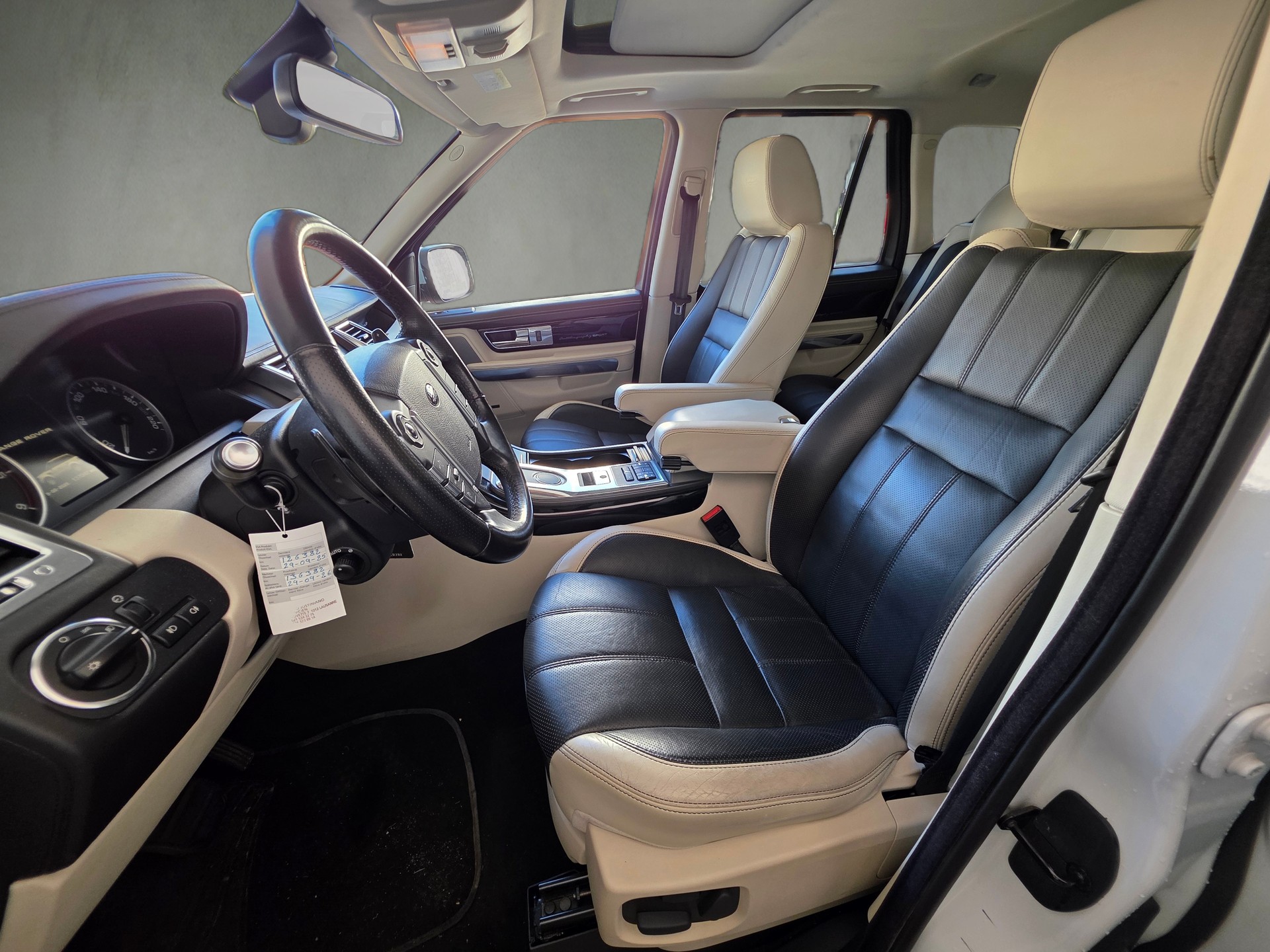 LAND ROVER Range Rover Sport 3.0 TDV6 Autobiography Automatic-image-13