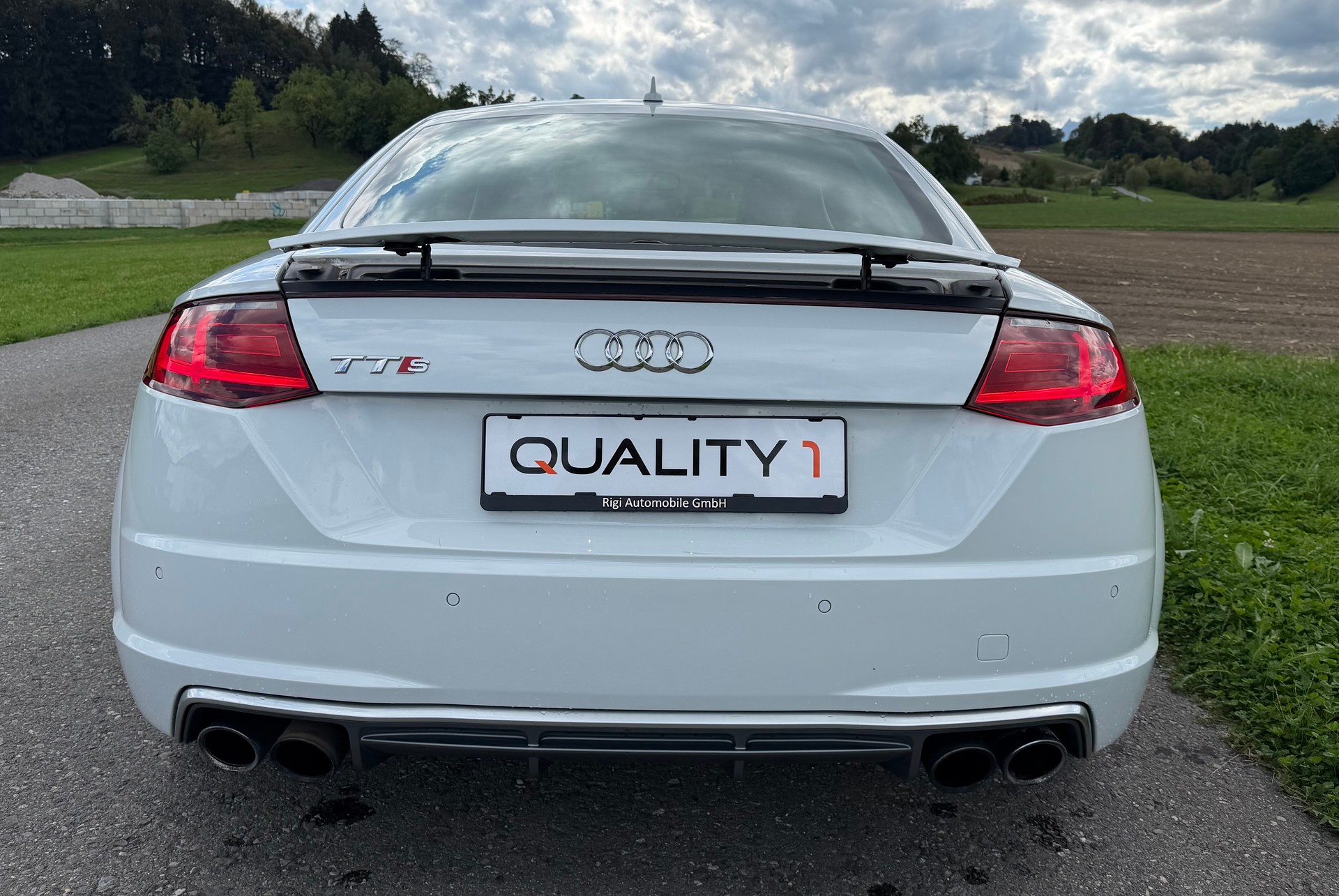 AUDI TTS Coupé 2.0 TFSI quattro S-tronic-image-4