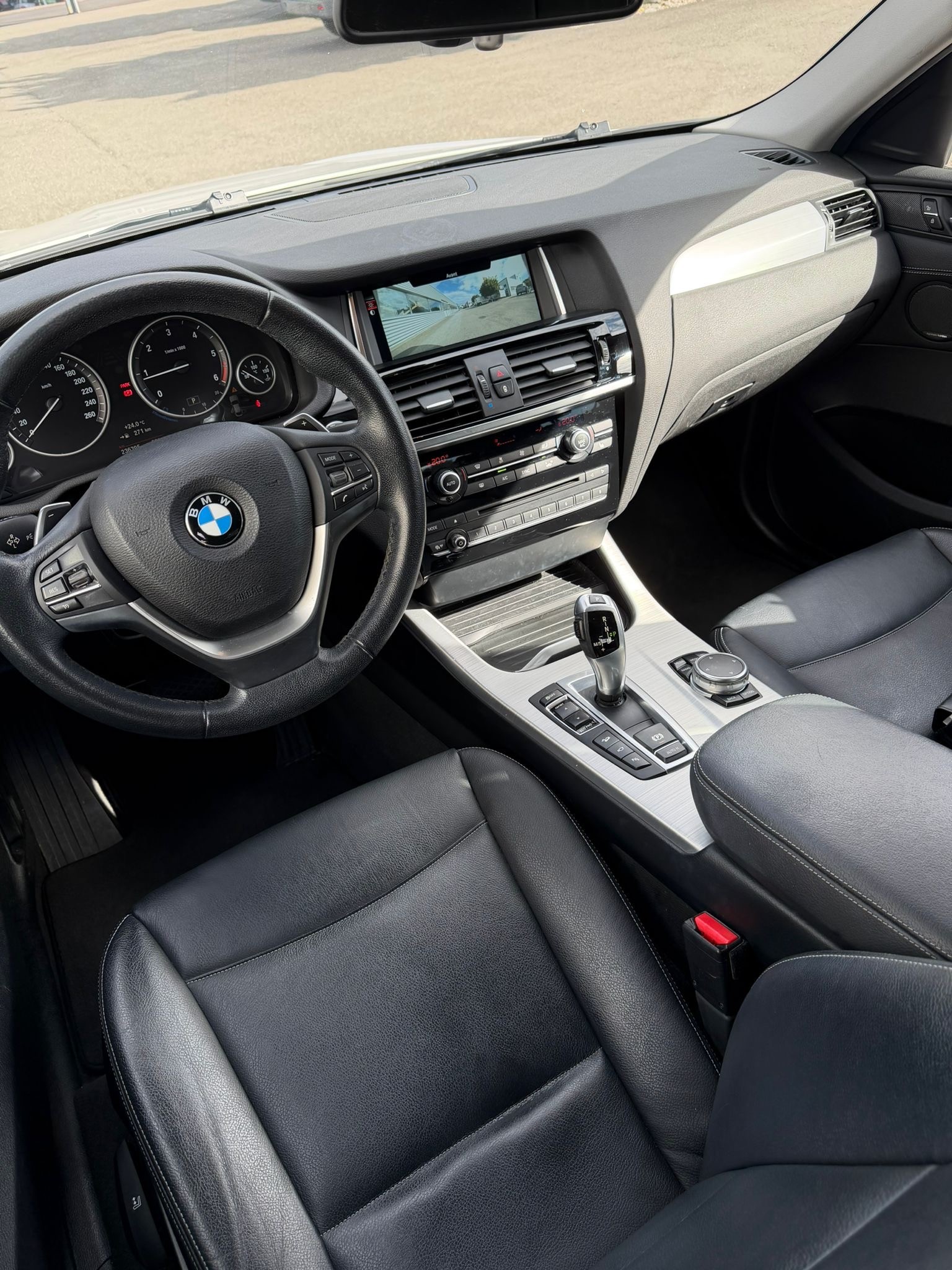 BMW X4 xDrive 20d xLine Steptronic-image-9