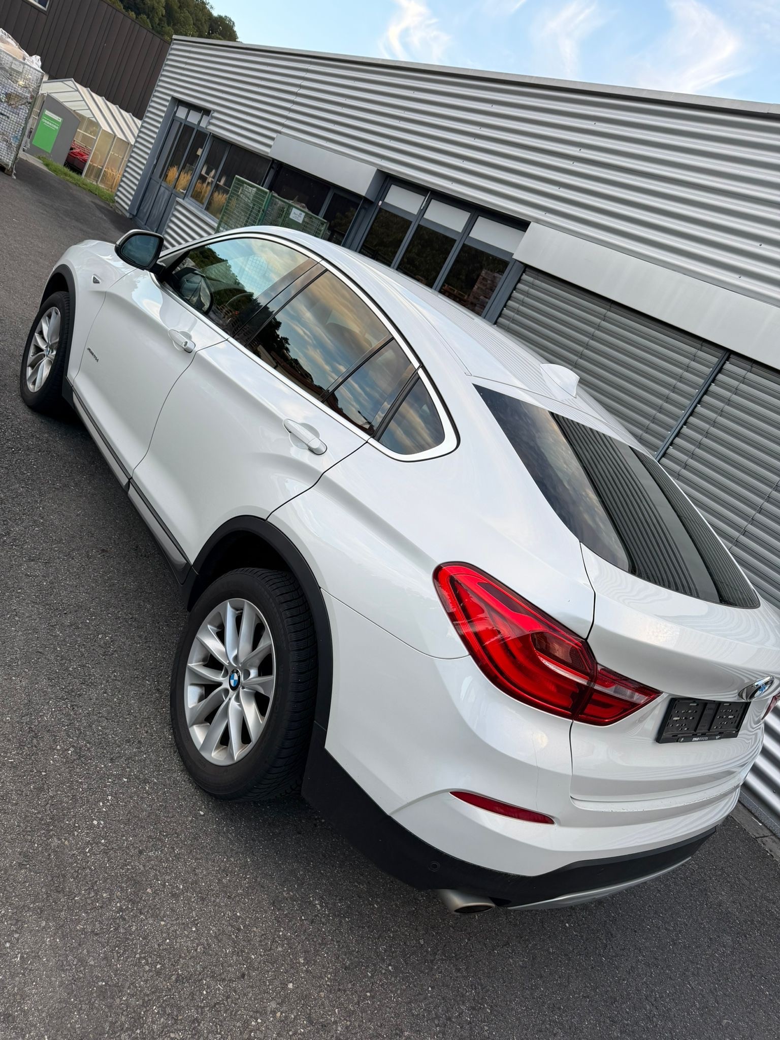 BMW X4 xDrive 20d xLine Steptronic-image-4