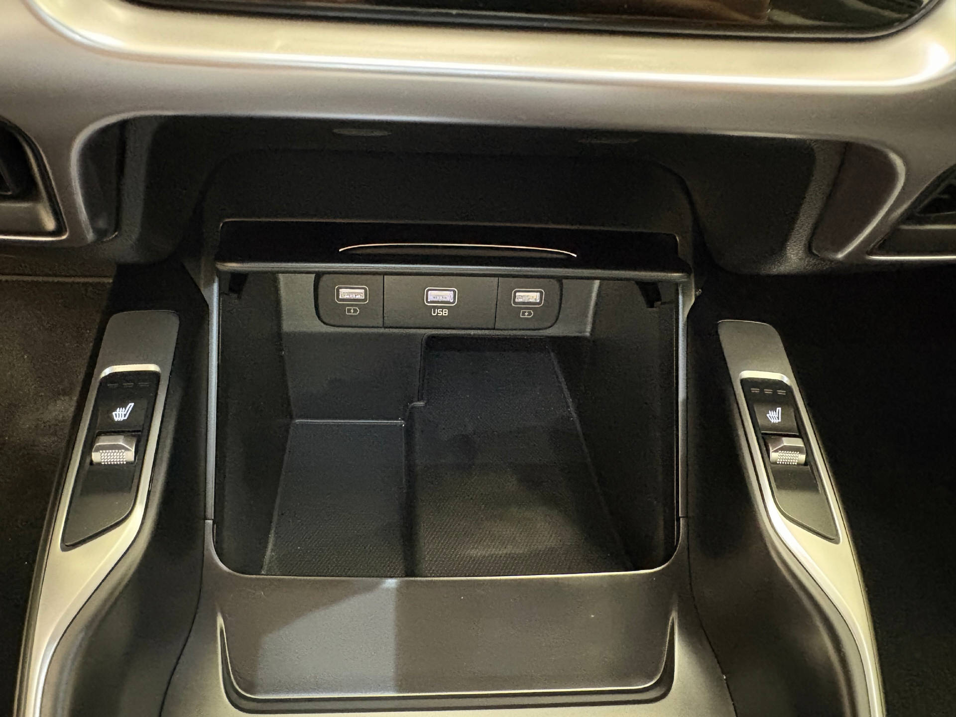 KIA Sorento 2.2 SmartD-image-10
