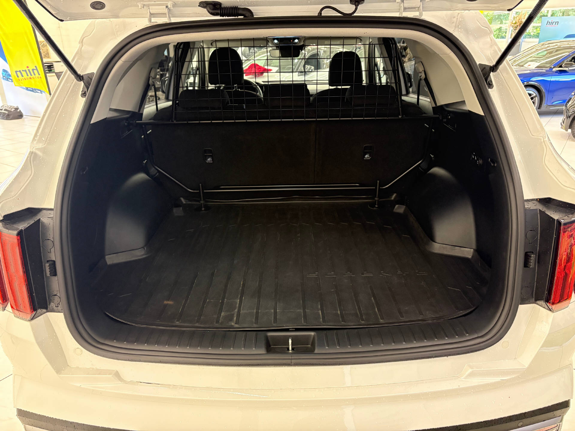 KIA Sorento 2.2 SmartD-image-15