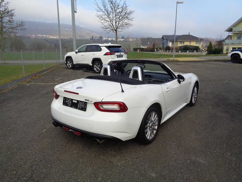 FIAT 124 Spider 1.4 TB Lusso-image-1