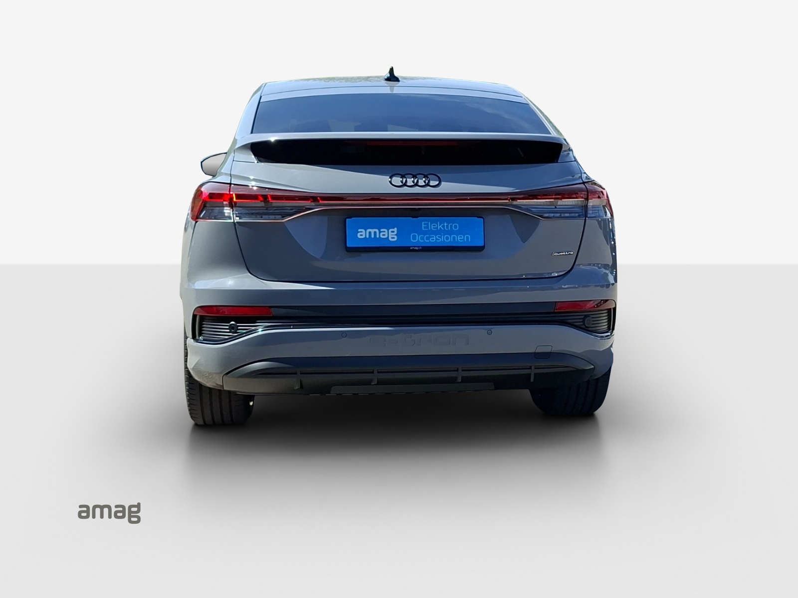 AUDI Q4 Sportback e-tron 50 quattro-image-3