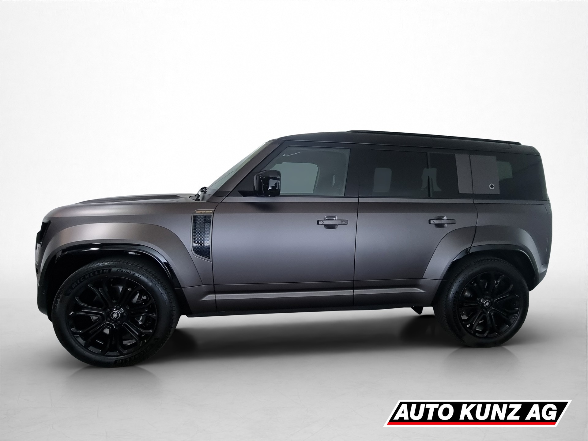LAND ROVER Defender 110 4.4 V8 AWD Octa 635 PS AHK-image-2