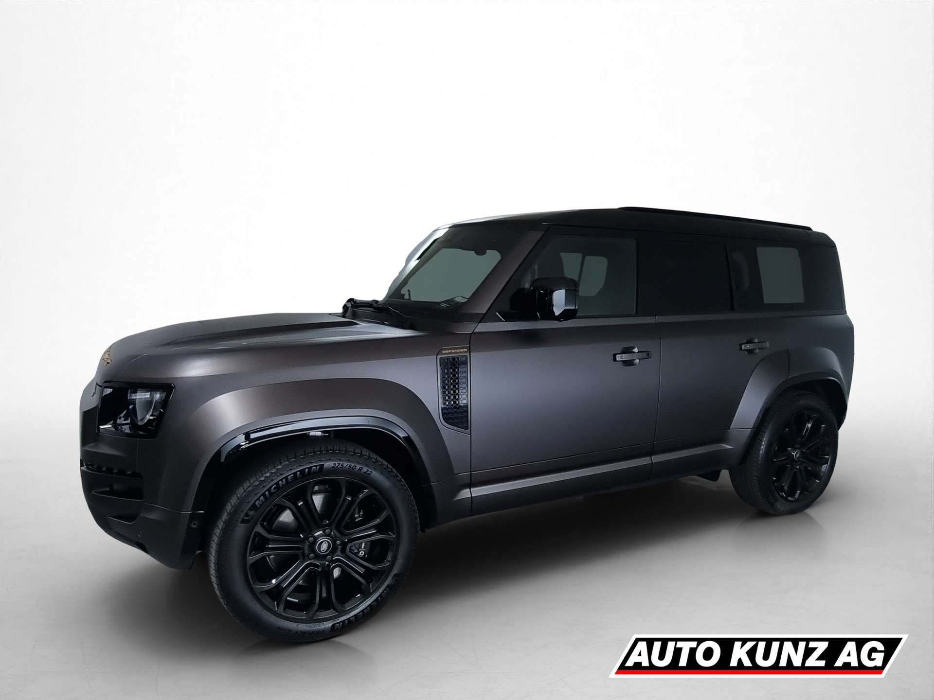 LAND ROVER Defender 110 4.4 V8 AWD Octa 635 PS AHK-image-0