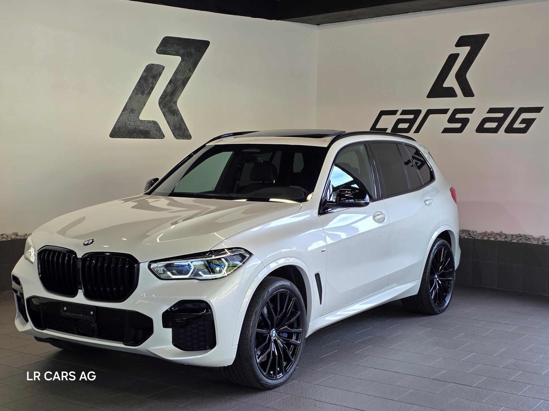 BMW X5 xDrive 48V 40d M Sport Steptronic-image-1