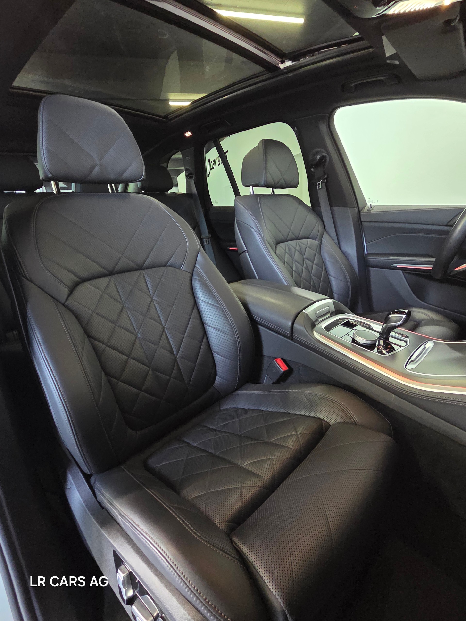 BMW X5 xDrive 48V 40d M Sport Steptronic-image-9