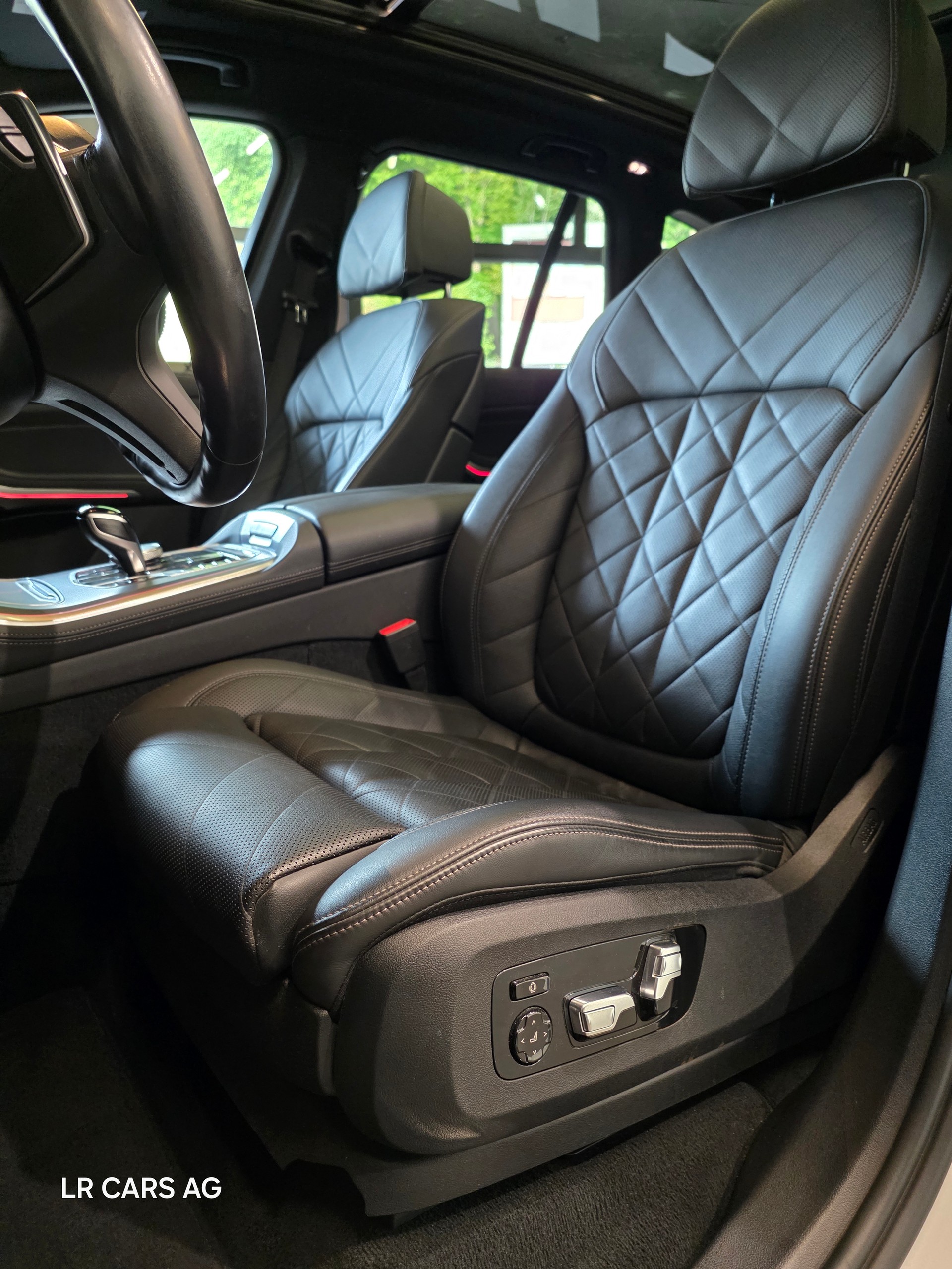 BMW X5 xDrive 48V 40d M Sport Steptronic-image-11