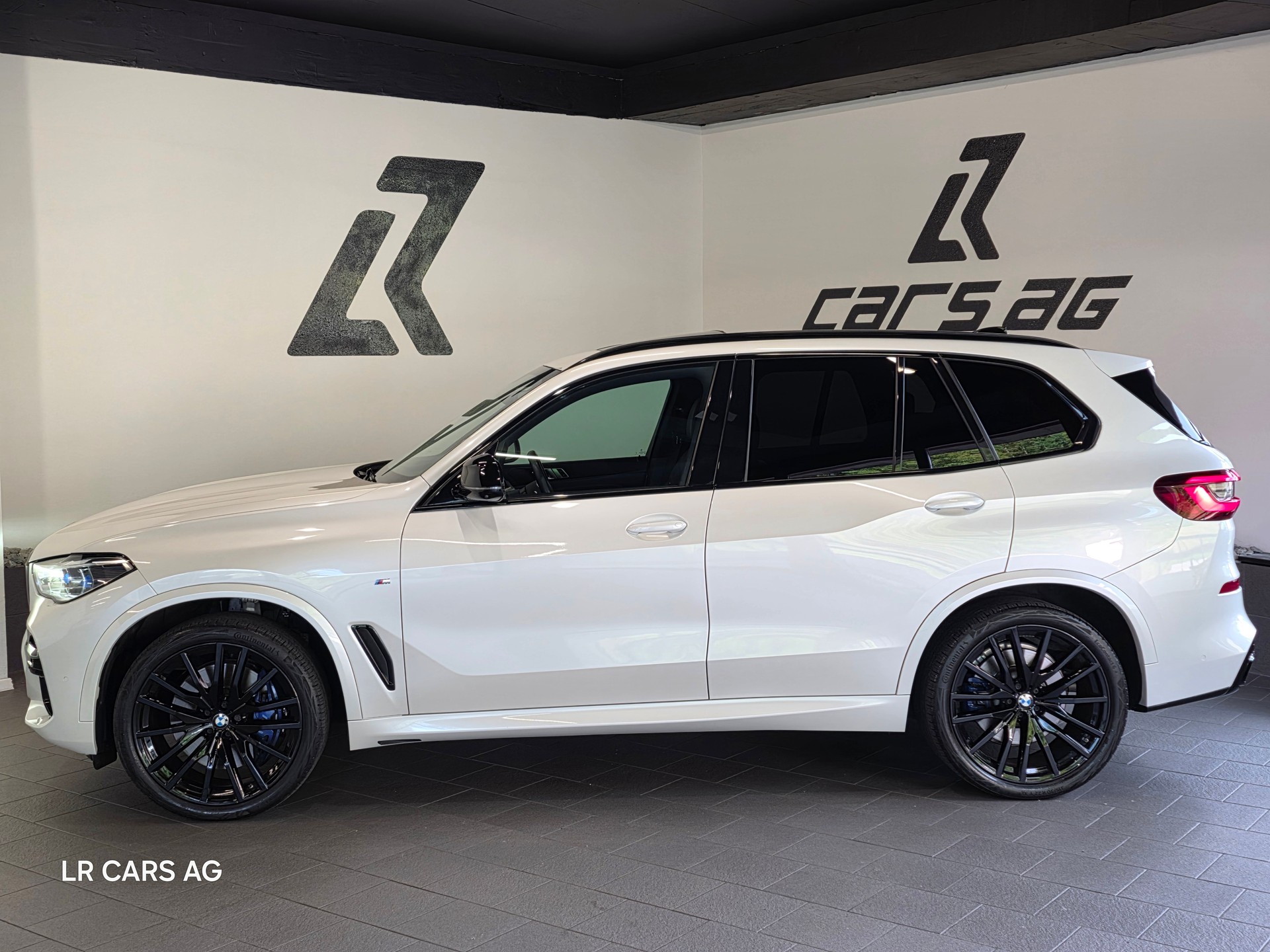 BMW X5 xDrive 48V 40d M Sport Steptronic-image-4