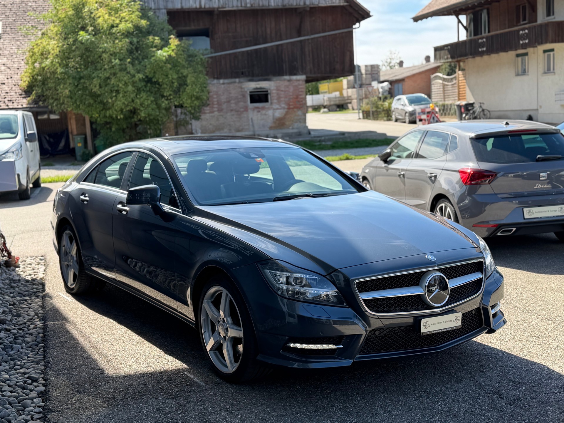 MERCEDES-BENZ CLS 350 BlueTEC 4Matic 7G-Tronic-image-8