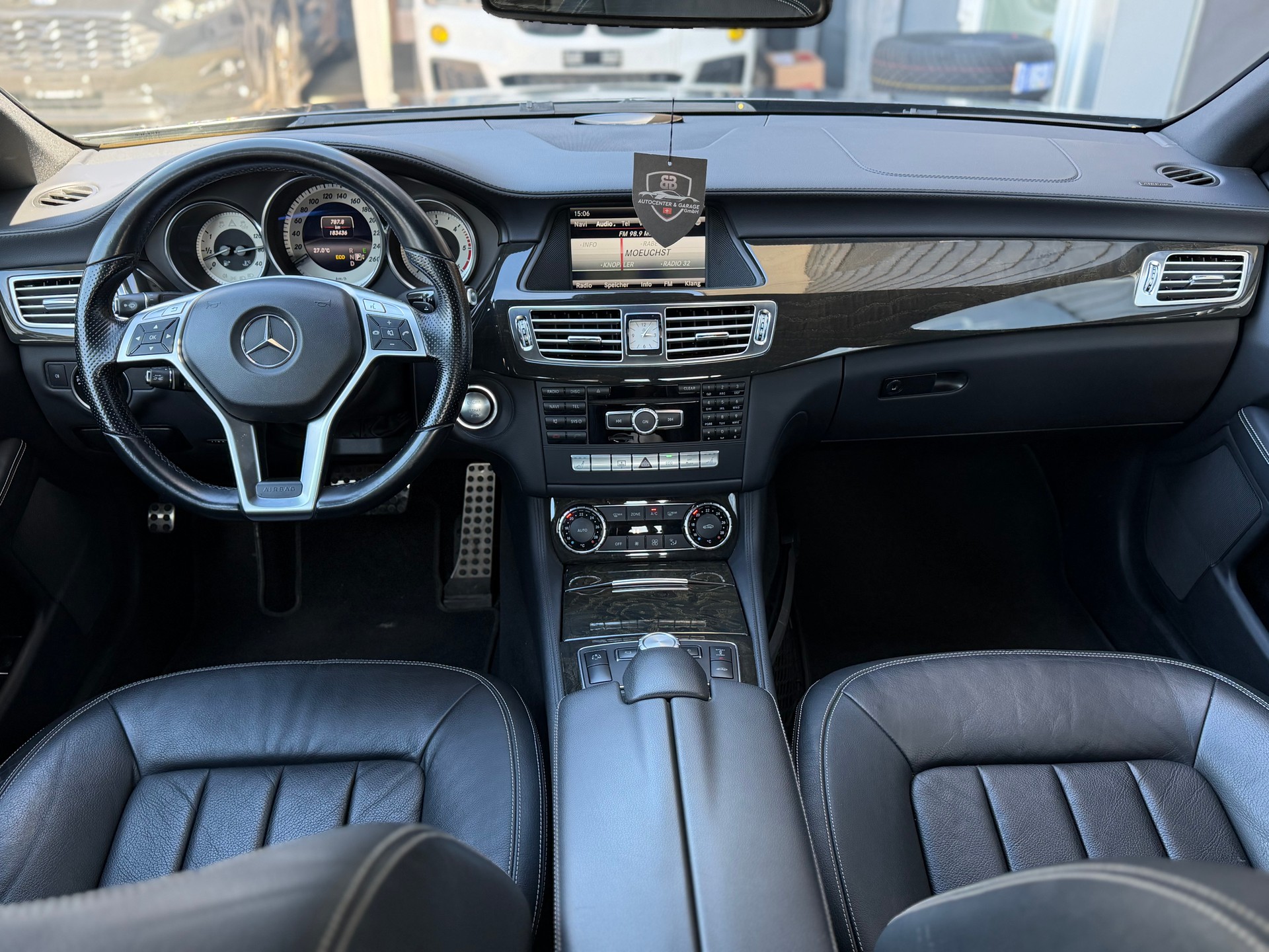 MERCEDES-BENZ CLS 350 BlueTEC 4Matic 7G-Tronic-image-14