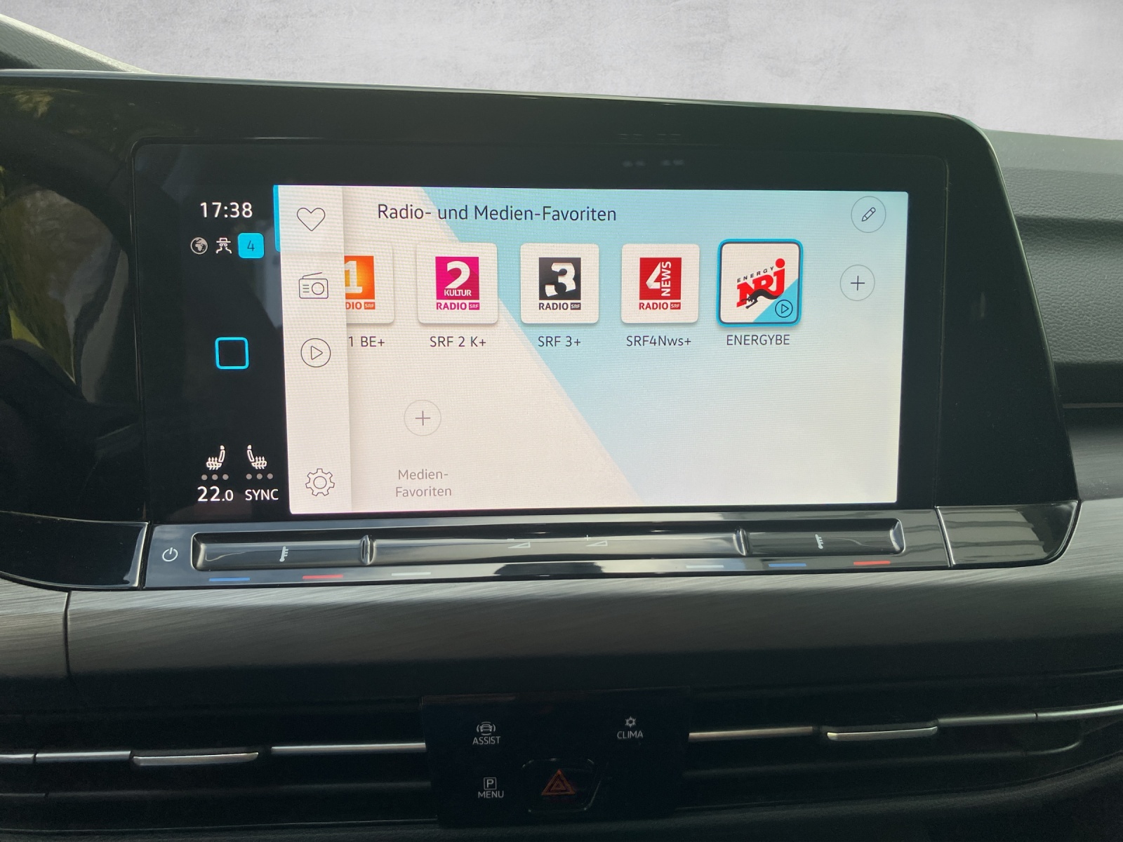 VW Golf 1.5 eTSI mHEV ACT Style DSG-image-5