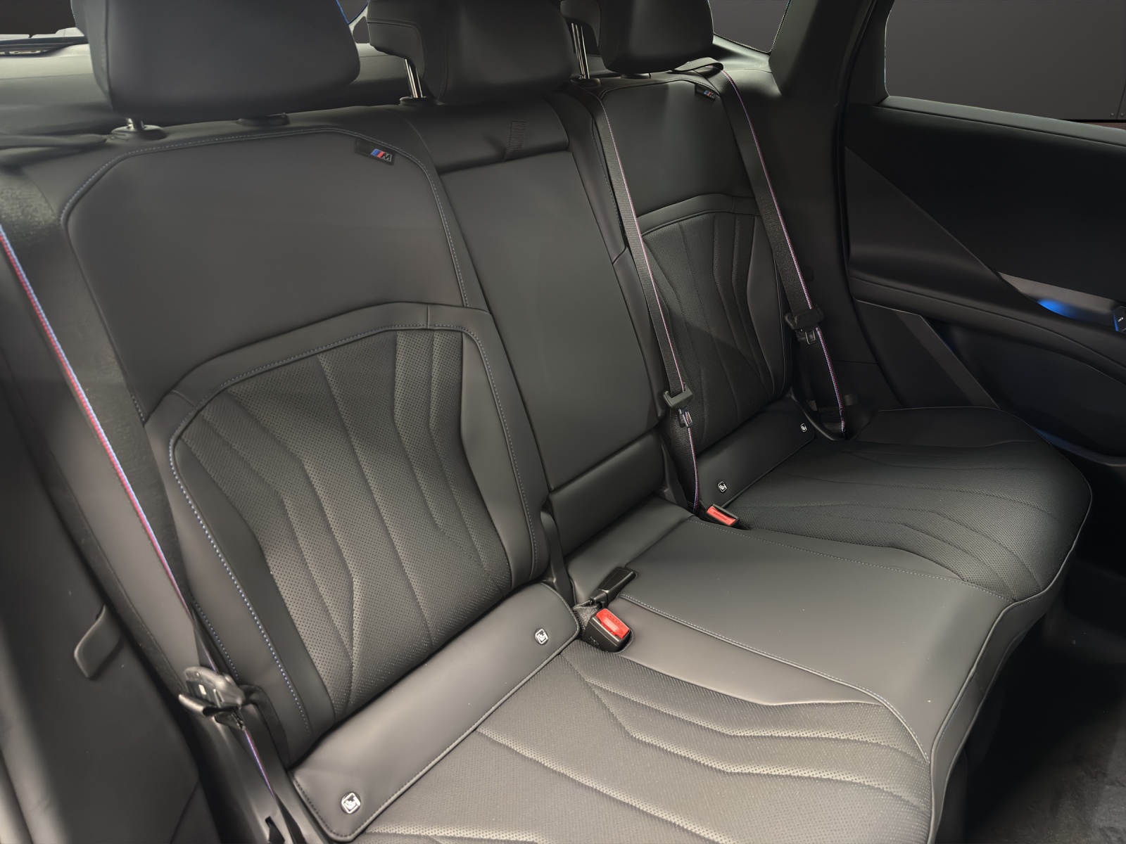 BMW iX3 40 M Sport Pro-image-18