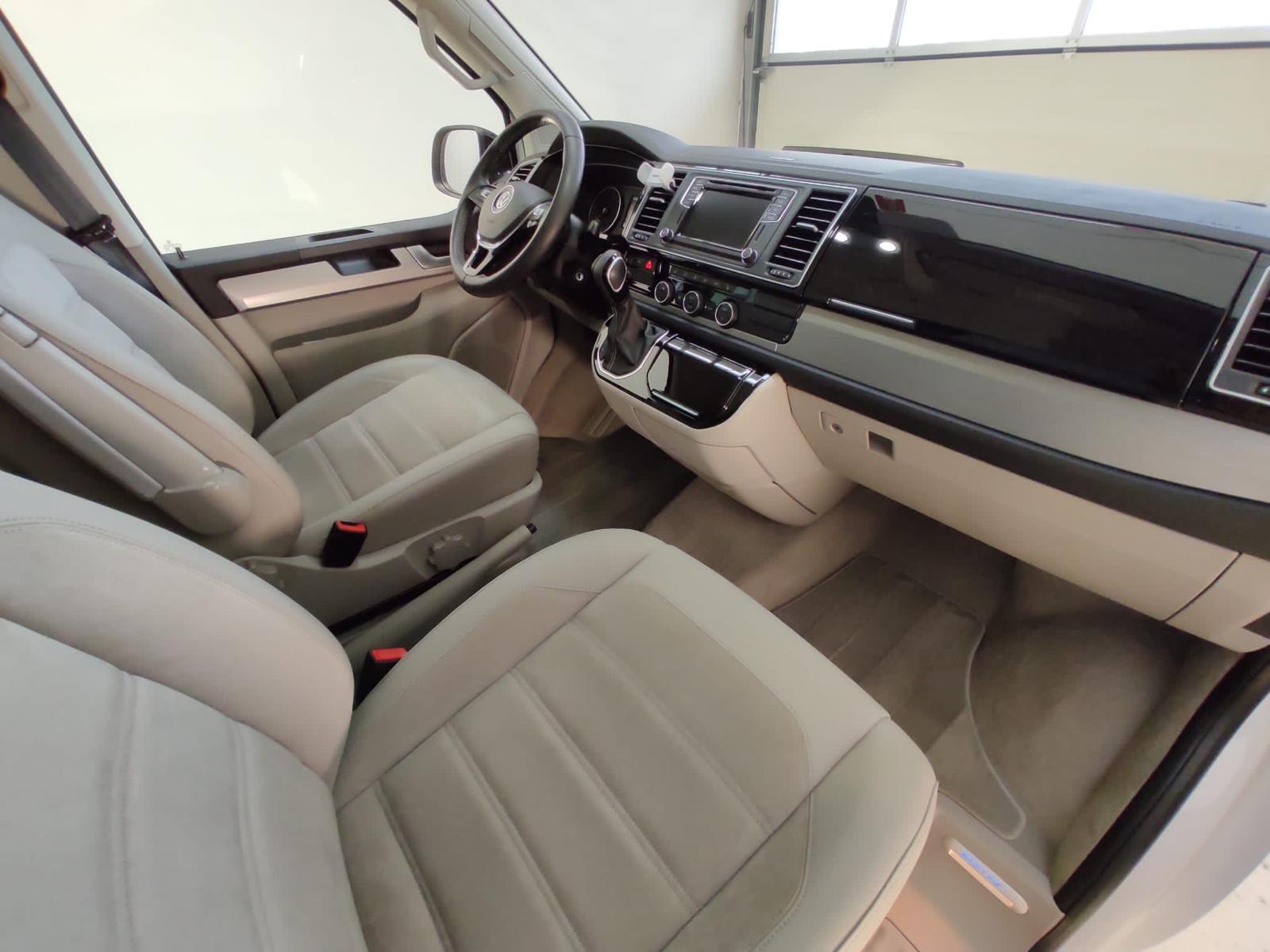 VW T6 CALIFORNIA 2.0 TDI OCEAN WHITE DSG AUTOMAT + AUFSTELLDACH + KM 65`000 + WIE NEU + SEHR SAUBER + GEPFLEGT. MIT KÜCHE. MIT AHK.-image-6