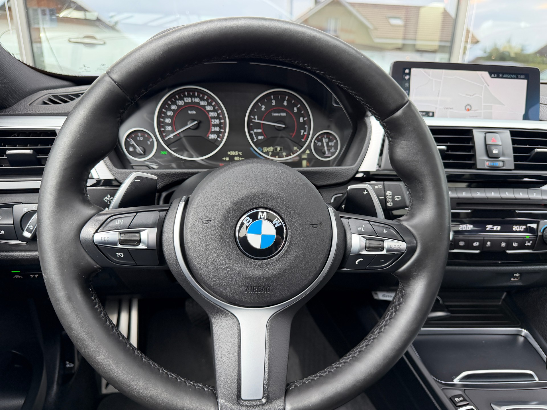 BMW 340i xDrive Touring Edition M Sport Steptronic-image-18