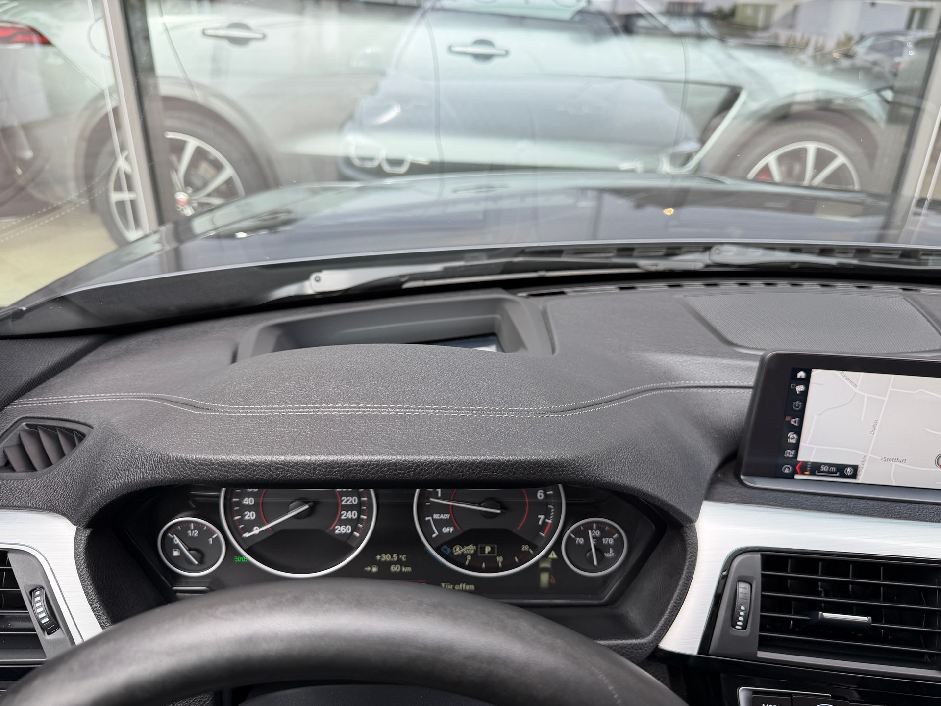 BMW 340i xDrive Touring Edition M Sport Steptronic-image-19