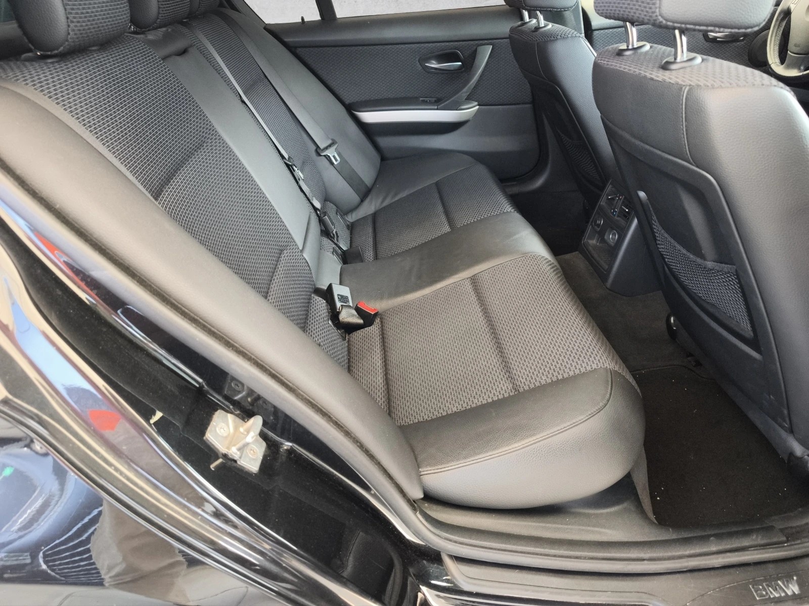 BMW 320d Steptronic-image-9