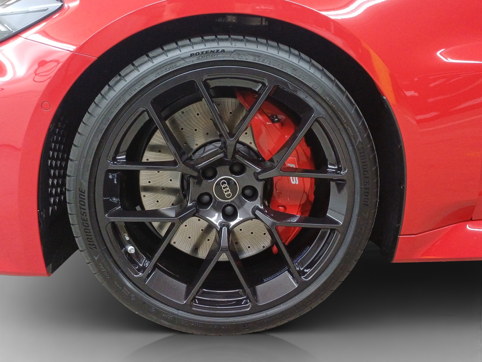 AUDI RS 5 Avant TFSI 470 kW Tiptronic quattro-image-15