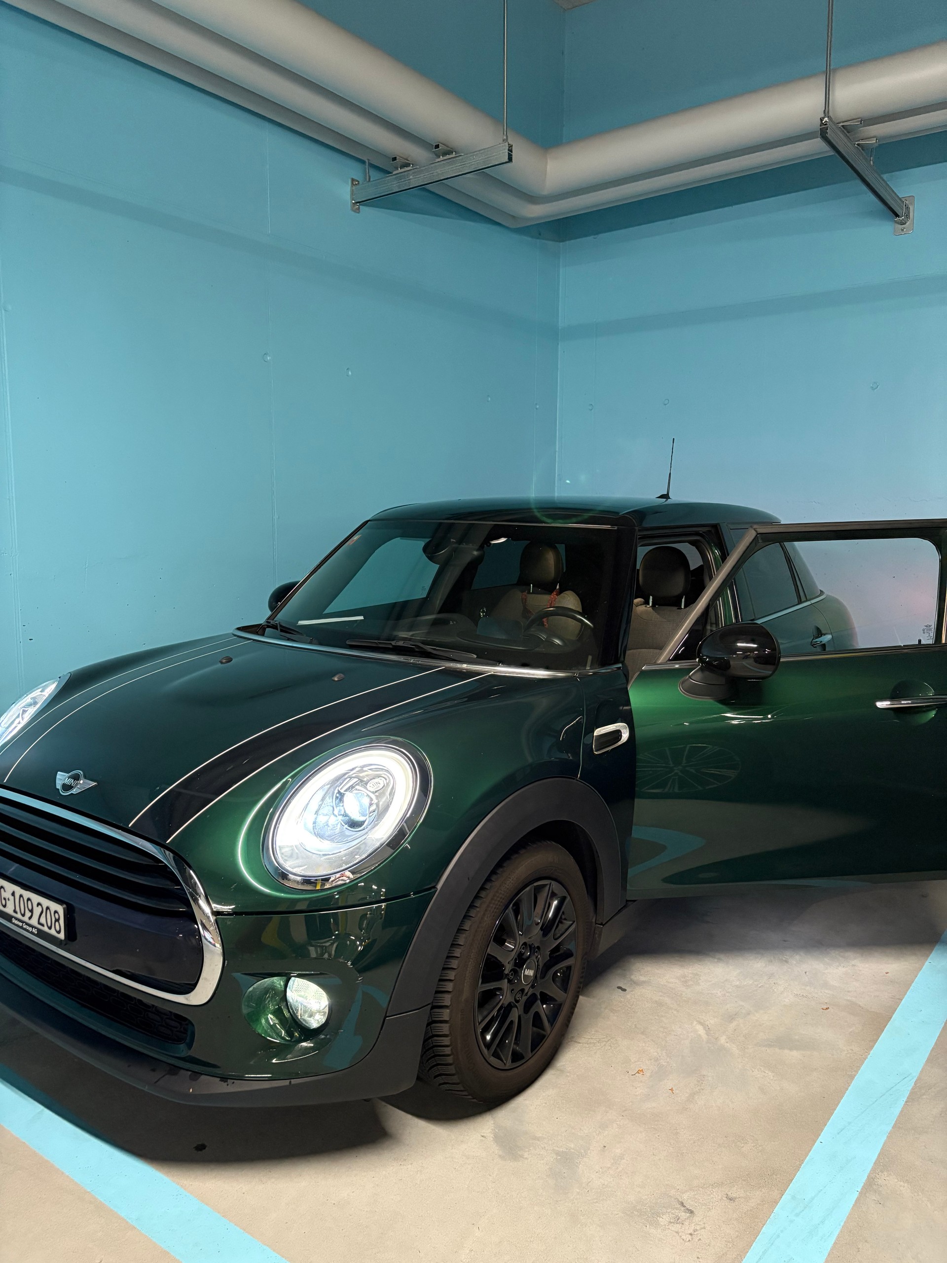 MINI 1.5i Cooper-image-1