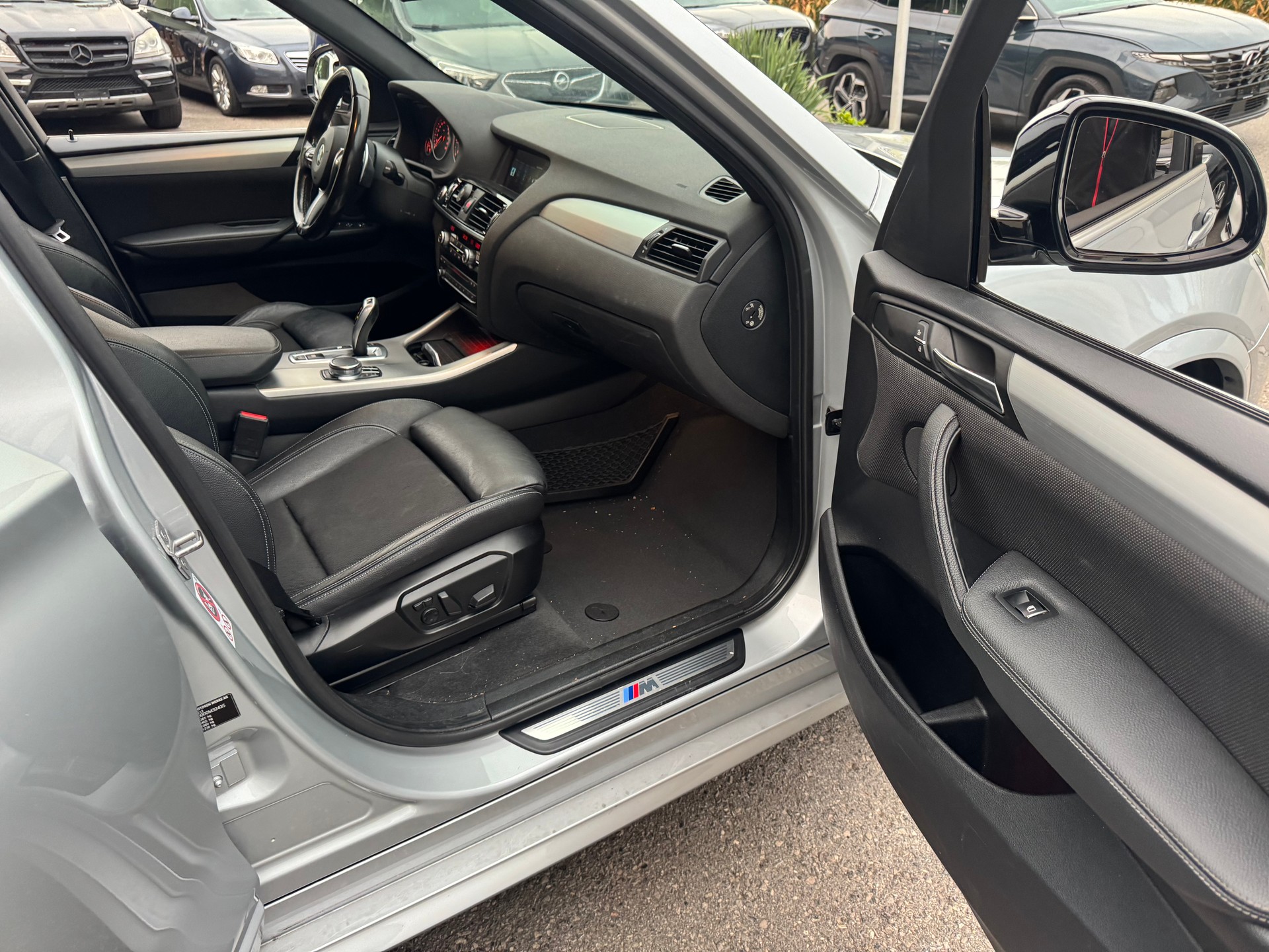 BMW X3 xDrive 20d M Sport Steptronic-image-12
