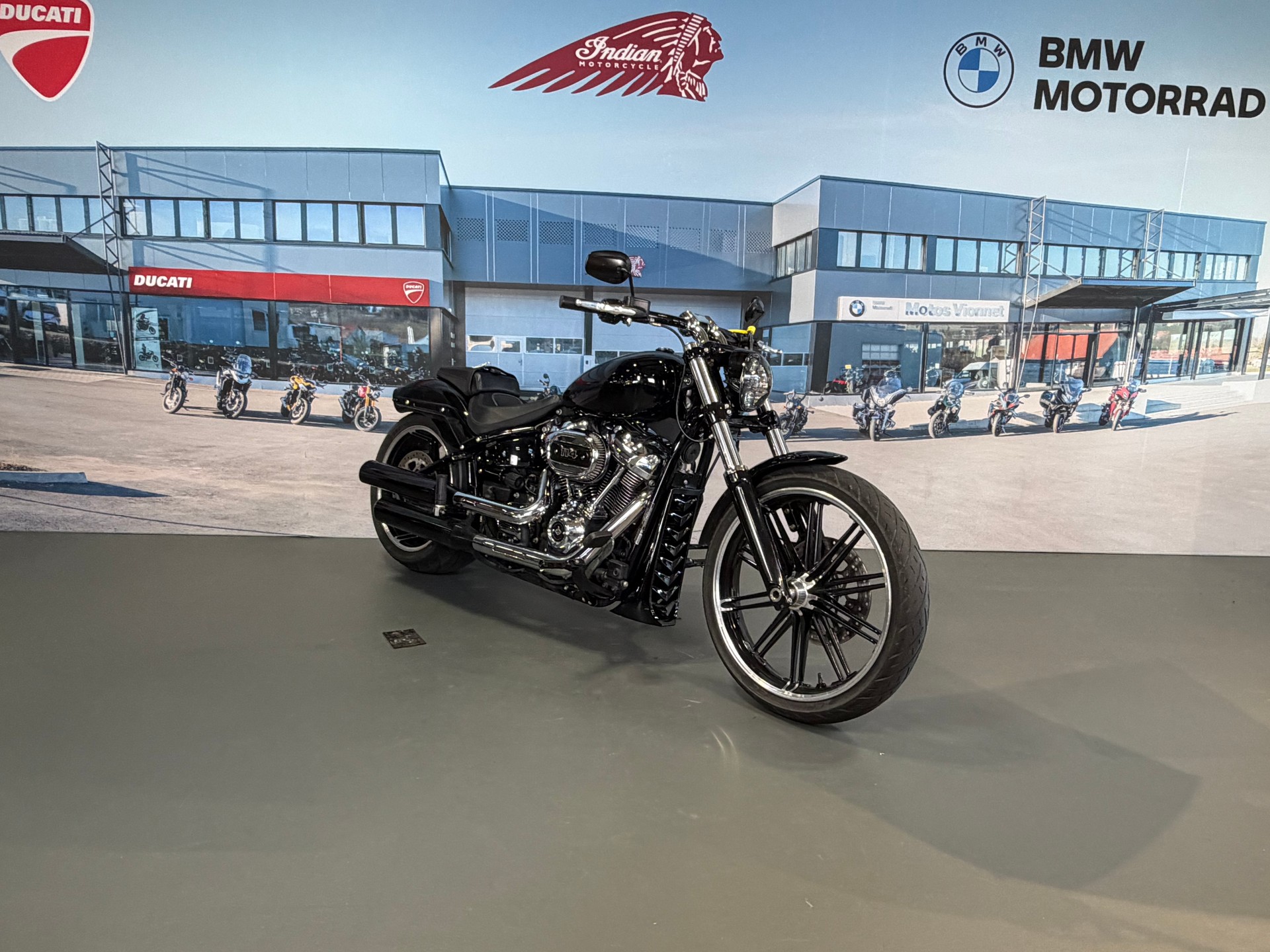 HARLEY-DAVIDSON FXBRS Breakout 114