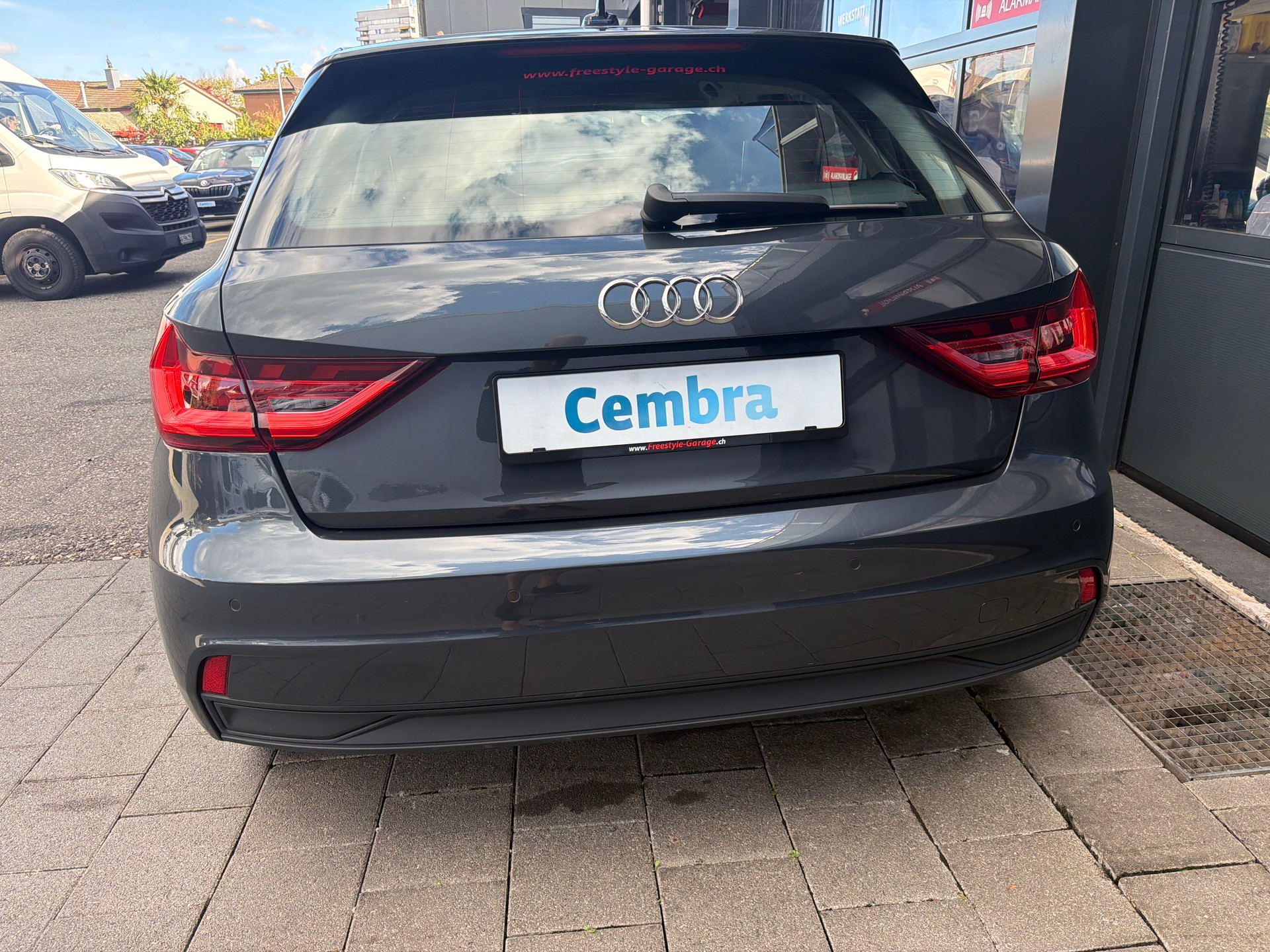AUDI A1 Sportback 35 TFSI S-tronic-image-4