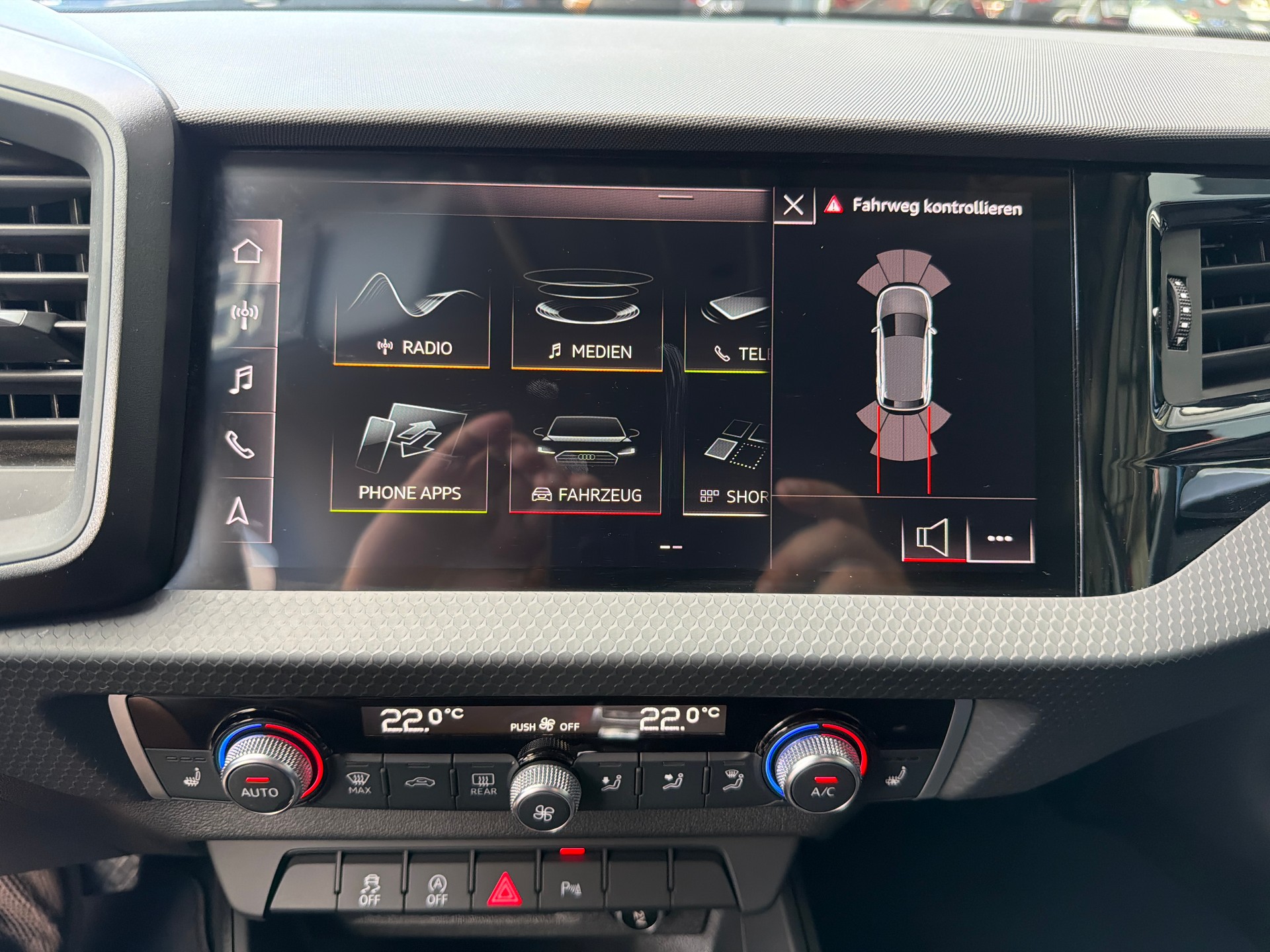 AUDI A1 Sportback 35 TFSI S-tronic-image-11