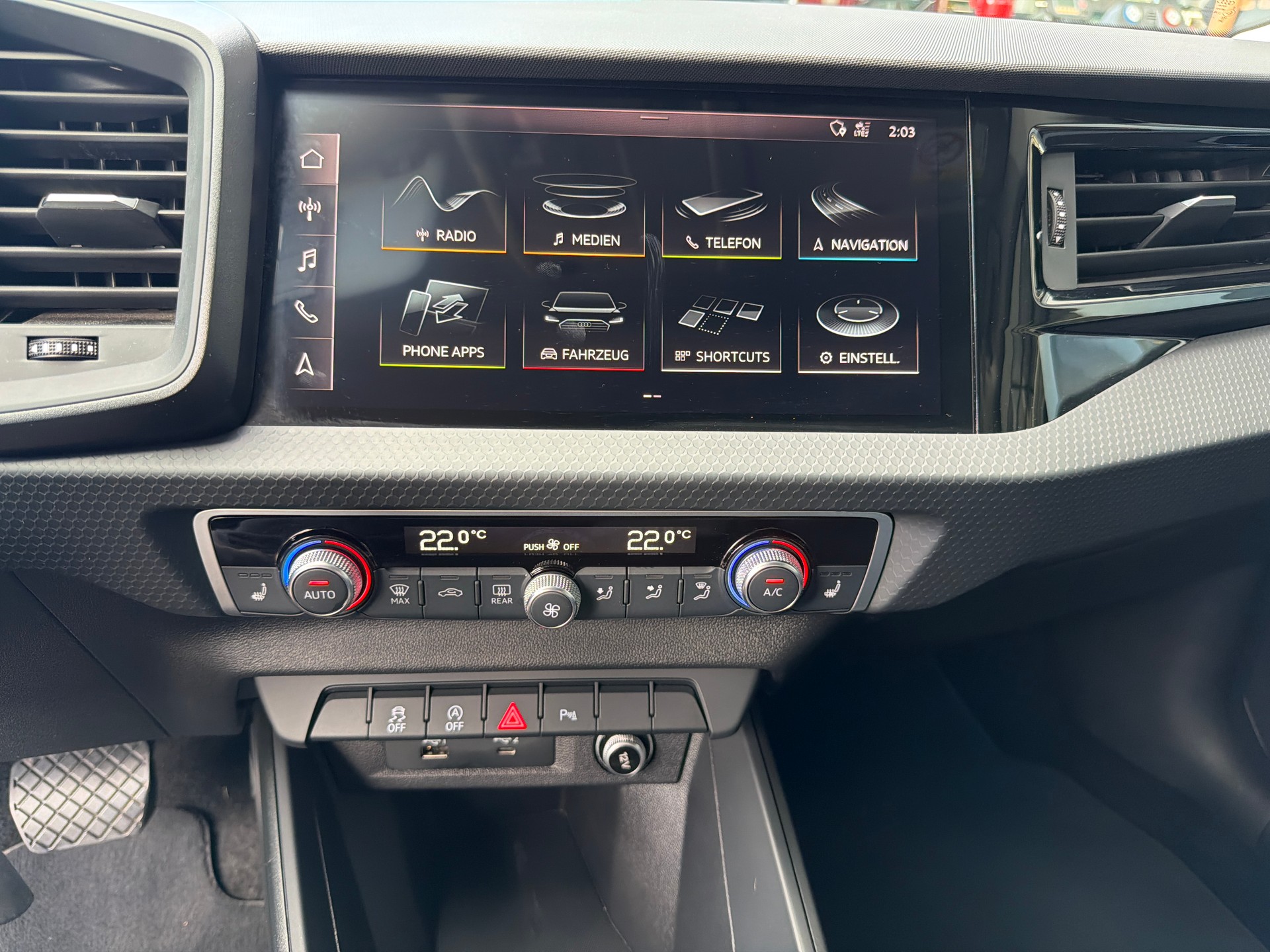 AUDI A1 Sportback 35 TFSI S-tronic-image-12