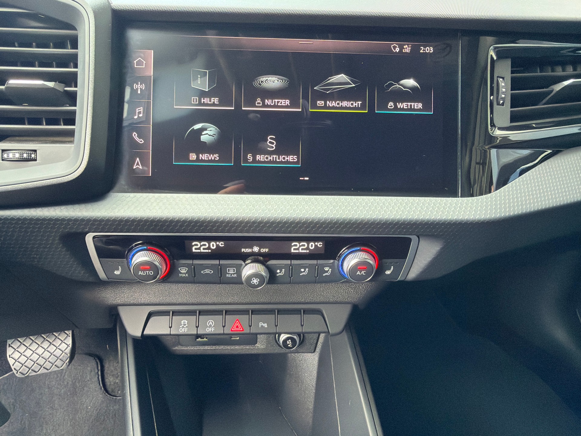 AUDI A1 Sportback 35 TFSI S-tronic-image-13