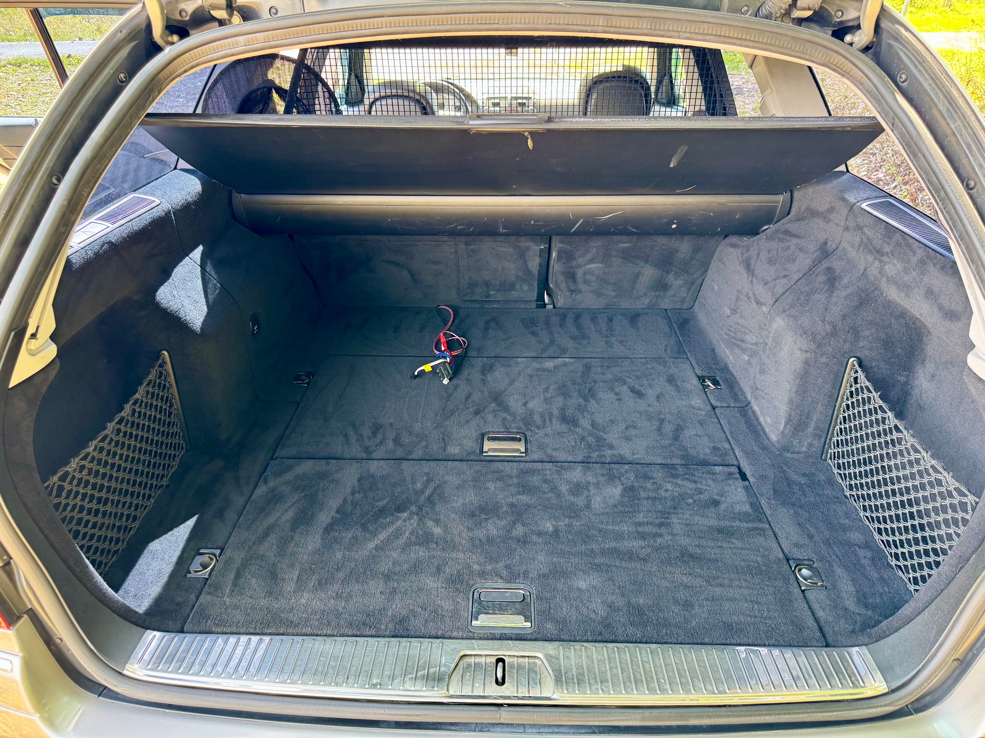 MERCEDES-BENZ E 320 CDI-image-14
