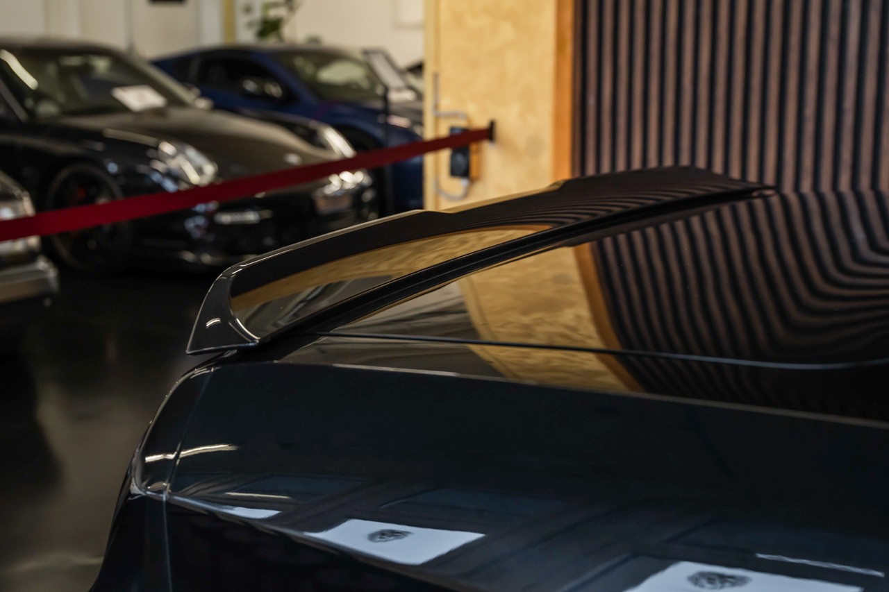 DODGE Challenger SRT8 6.4L HEMI-image-36