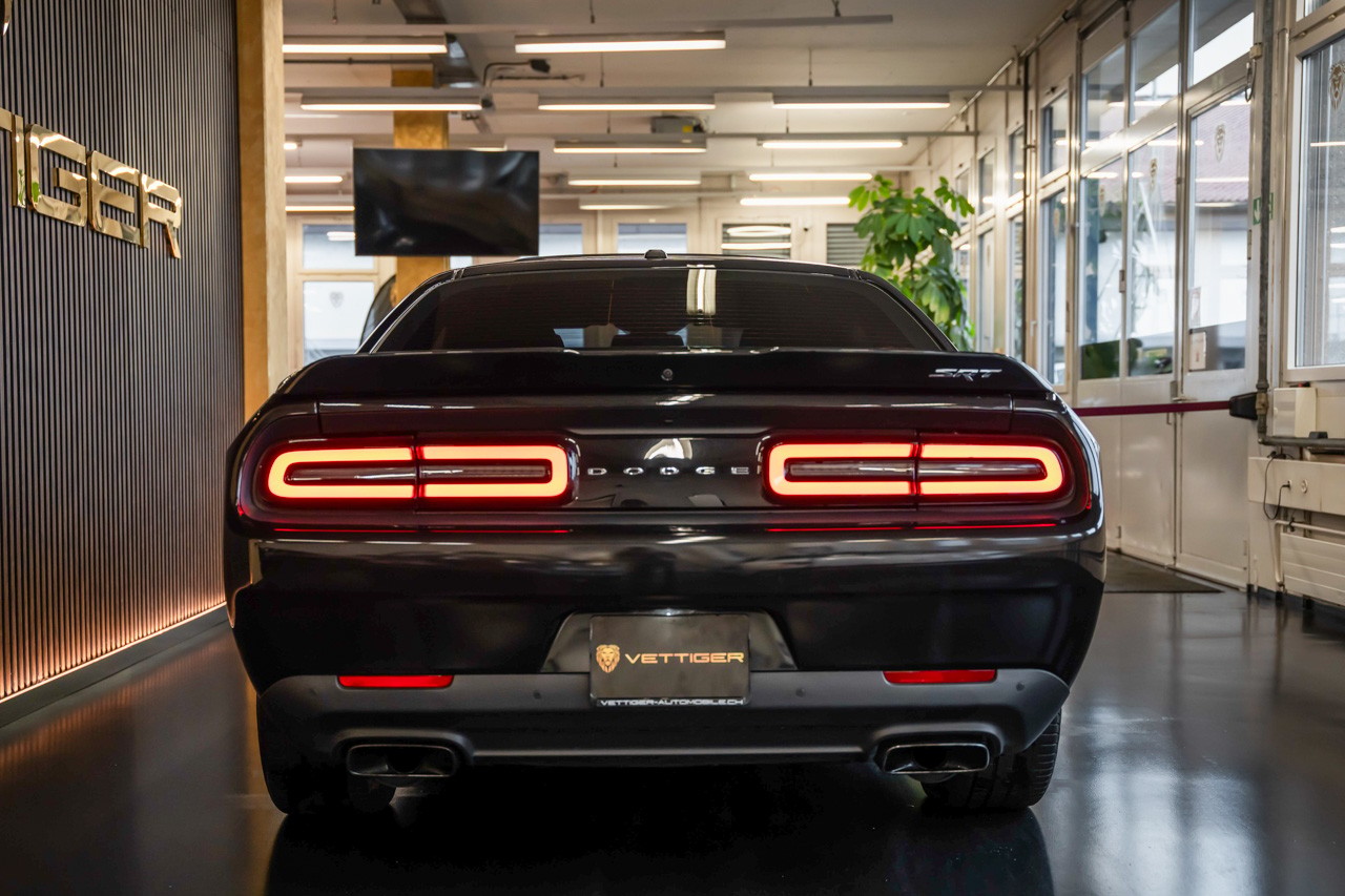 DODGE Challenger SRT8 6.4L HEMI-image-4