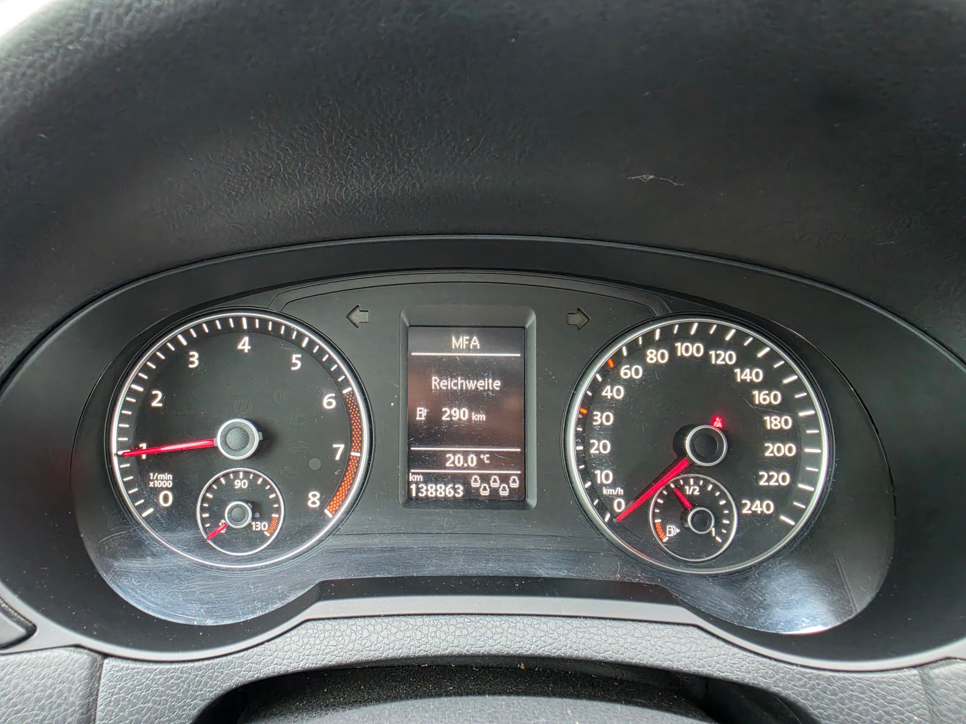 VW Sharan 1.4 TSI BlueMotion Technology Highline-image-10