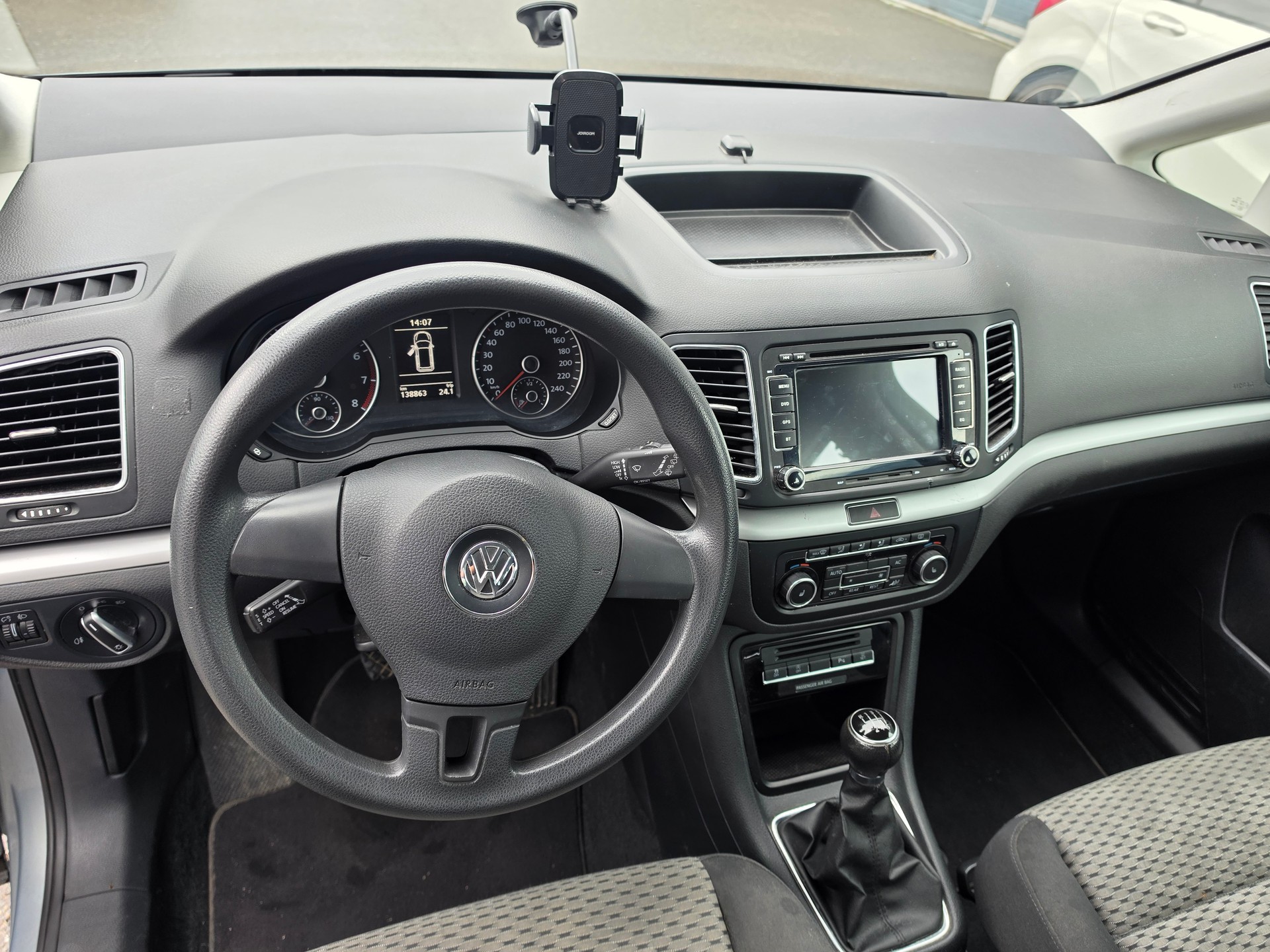 VW Sharan 1.4 TSI BlueMotion Technology Highline-image-9