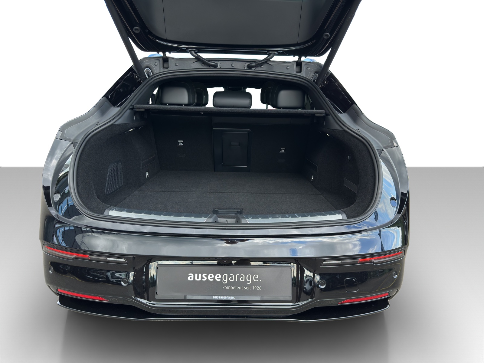 ZEEKR 7GT Privilege AWD-image-7