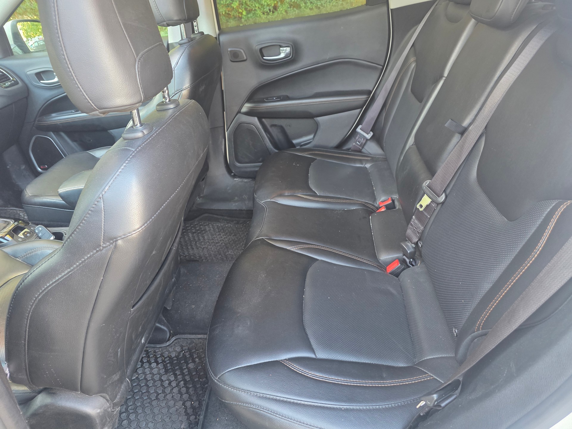 JEEP Compass 2.0CRD Limited AWD 9ATX-image-3
