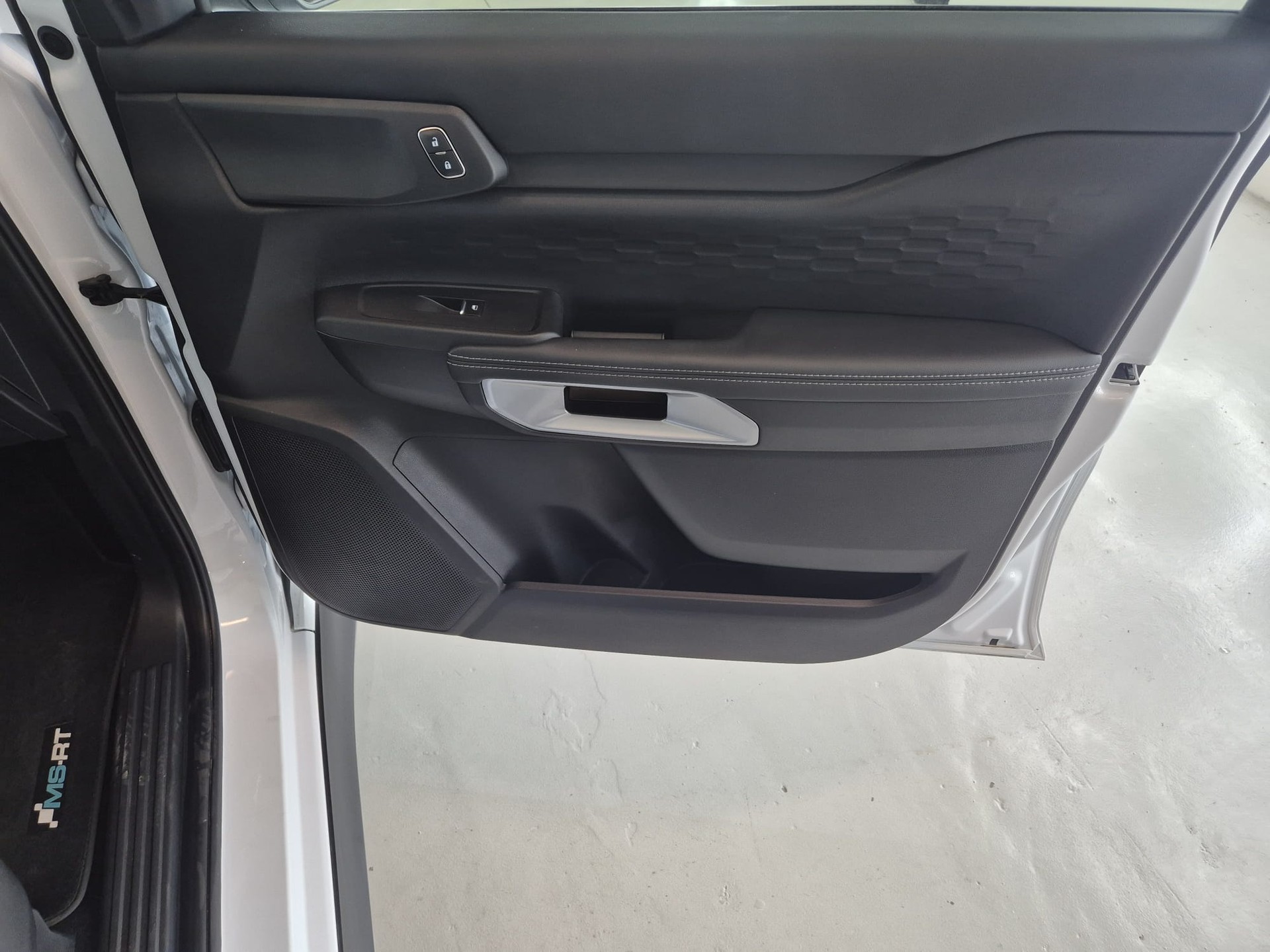FORD Ranger MS-RT 3.0 Eco Blue e-4WD Automat-image-25