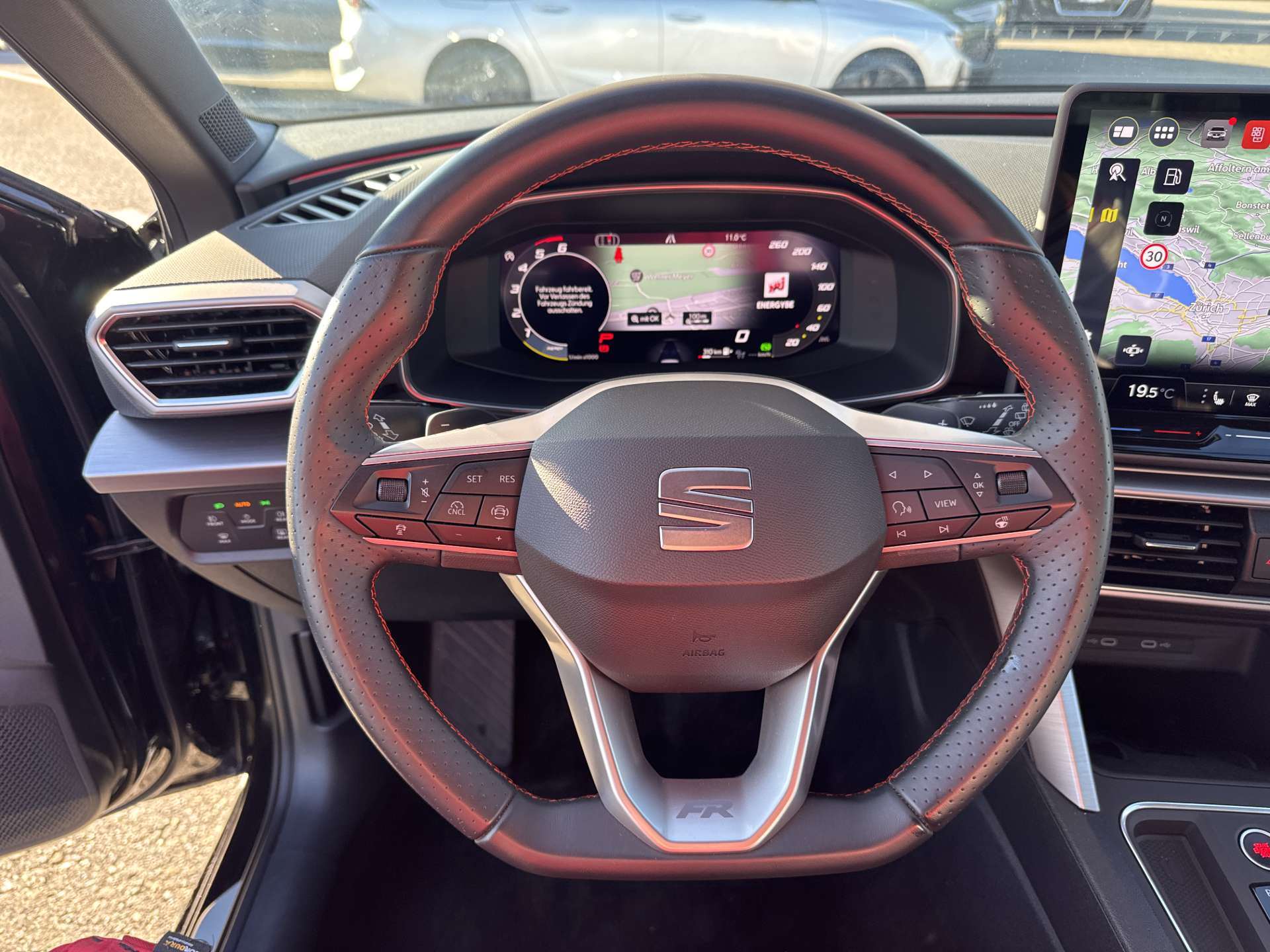 SEAT Leon ST 2.0 TDi EVO FR DSG-Automat-image-15