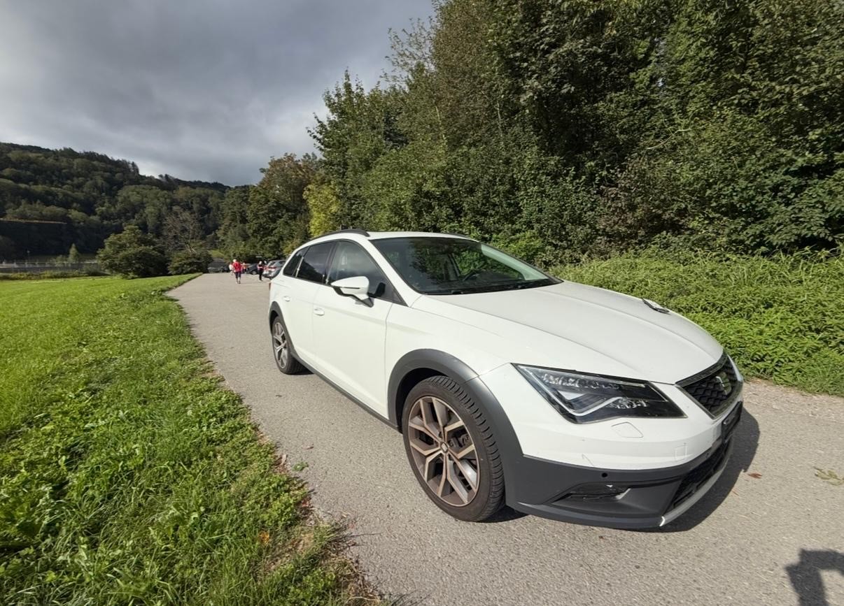 SEAT Leon ST 2.0 TDI CR X-Perience 4Drive DSG-image-1