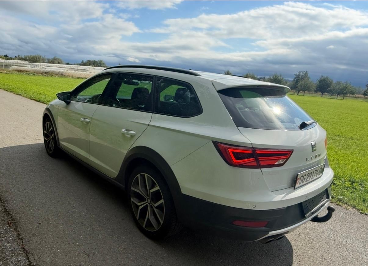 SEAT Leon ST 2.0 TDI CR X-Perience 4Drive DSG-image-3