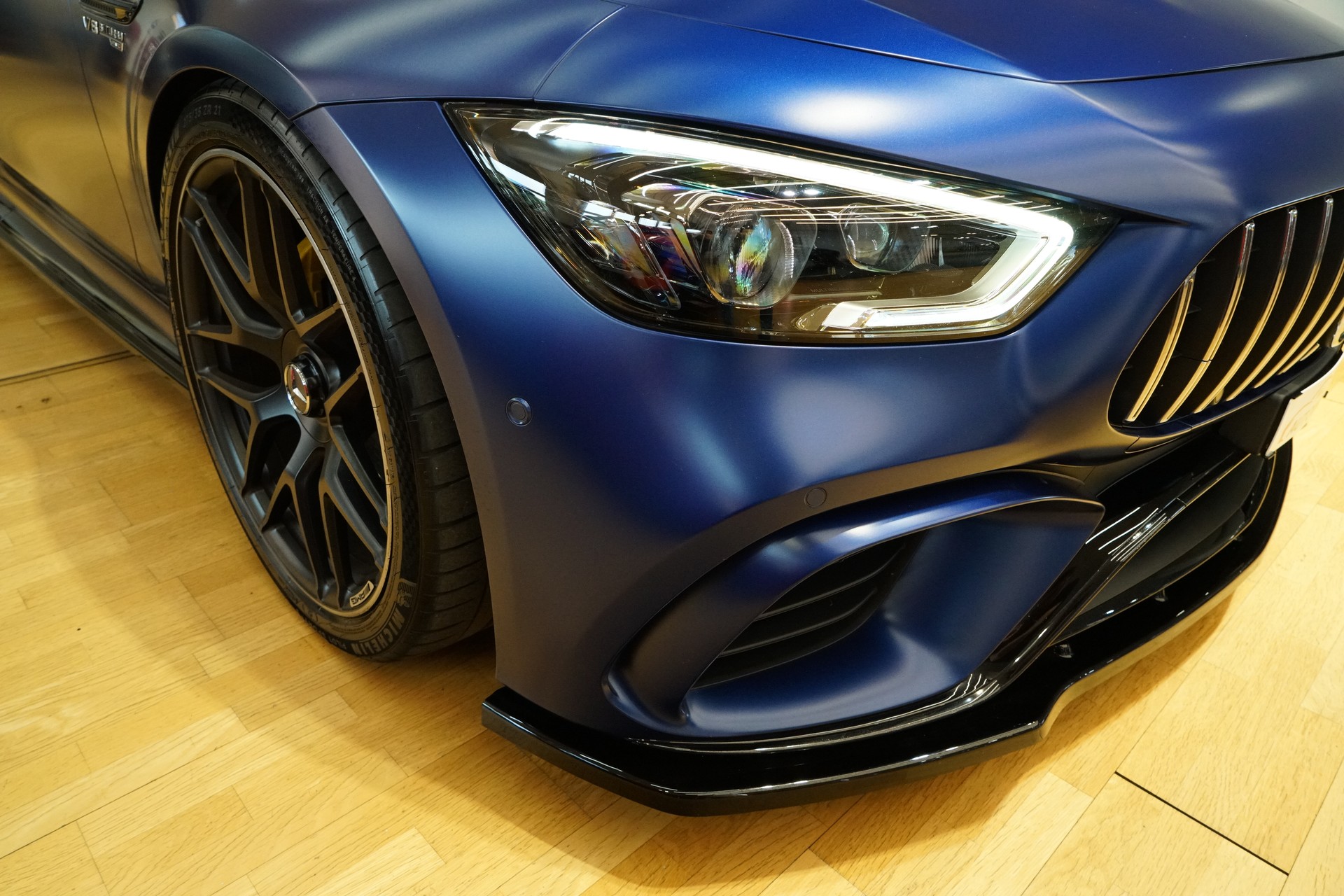 MERCEDES-BENZ AMG GT 4 63 S 4Matic+ Speedshift MCT-image-4