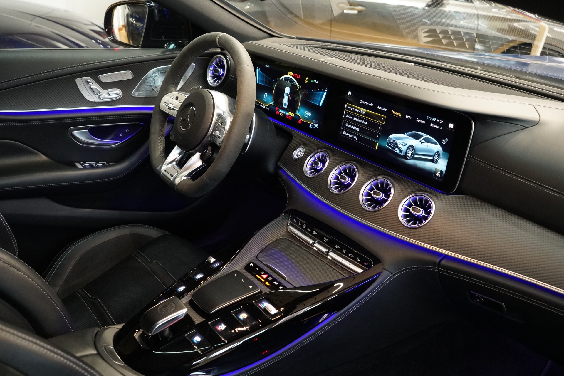 MERCEDES-BENZ AMG GT 4 63 S 4Matic+ Speedshift MCT-image-26