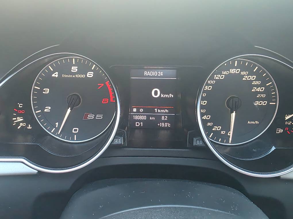 AUDI S5 Sportback 3.0 TFSI quattro S-tronic-image-4