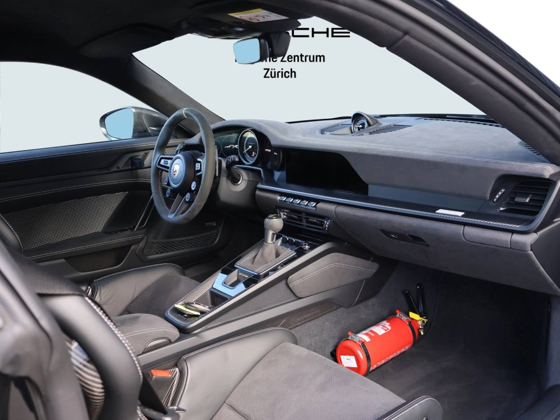 PORSCHE 911 GT3 RS-image-13
