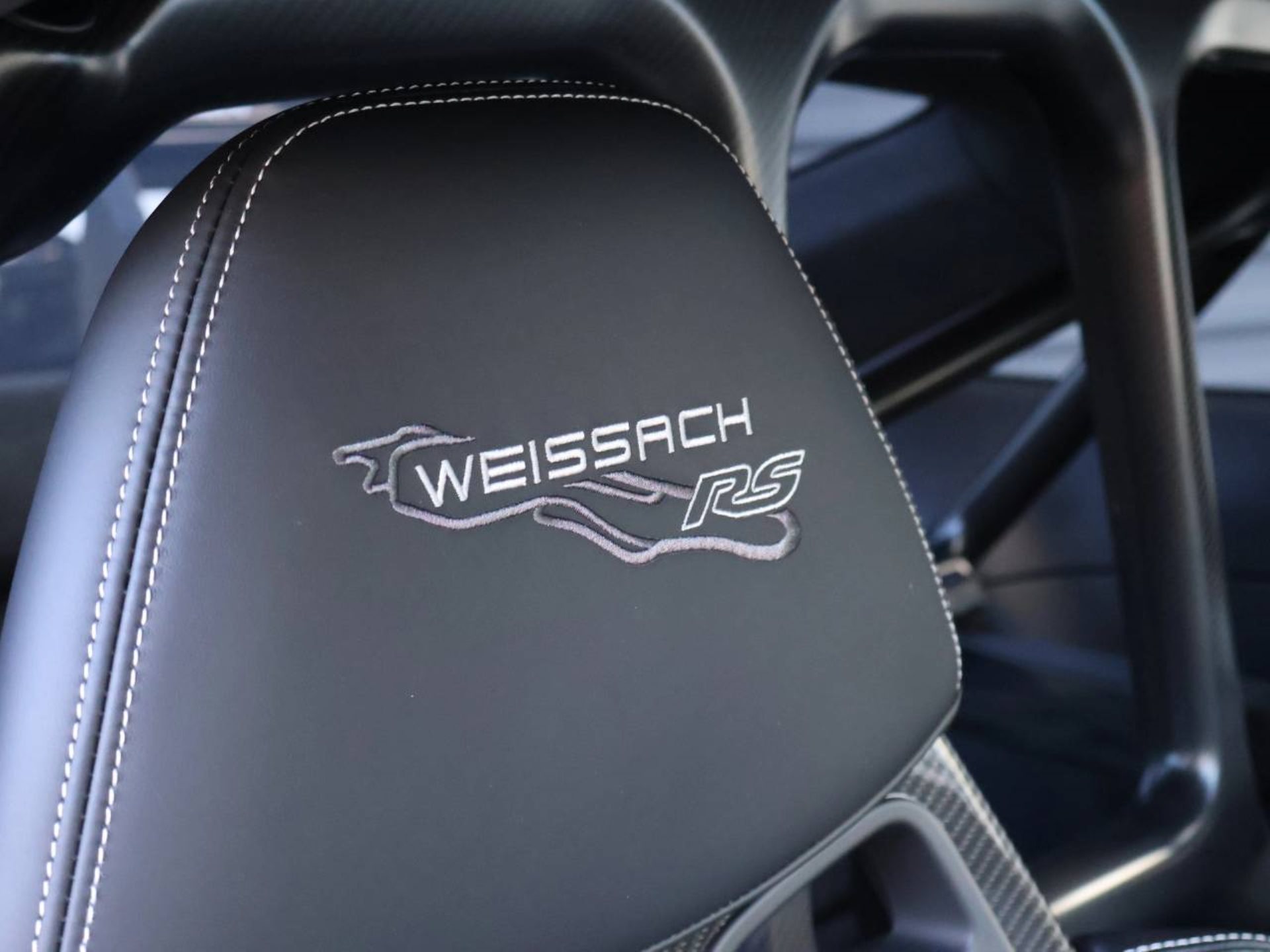 PORSCHE 911 GT3 RS-image-21