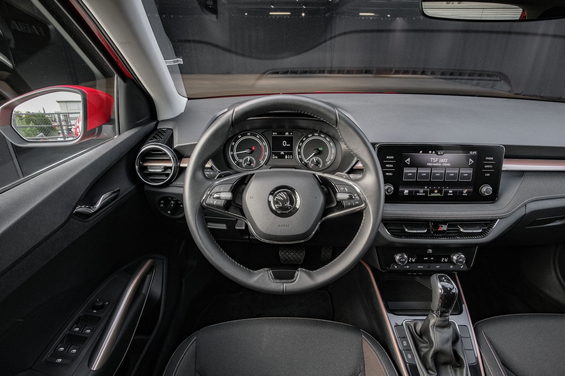 SKODA Fabia 1.0 TSI Selection DSG-image-15